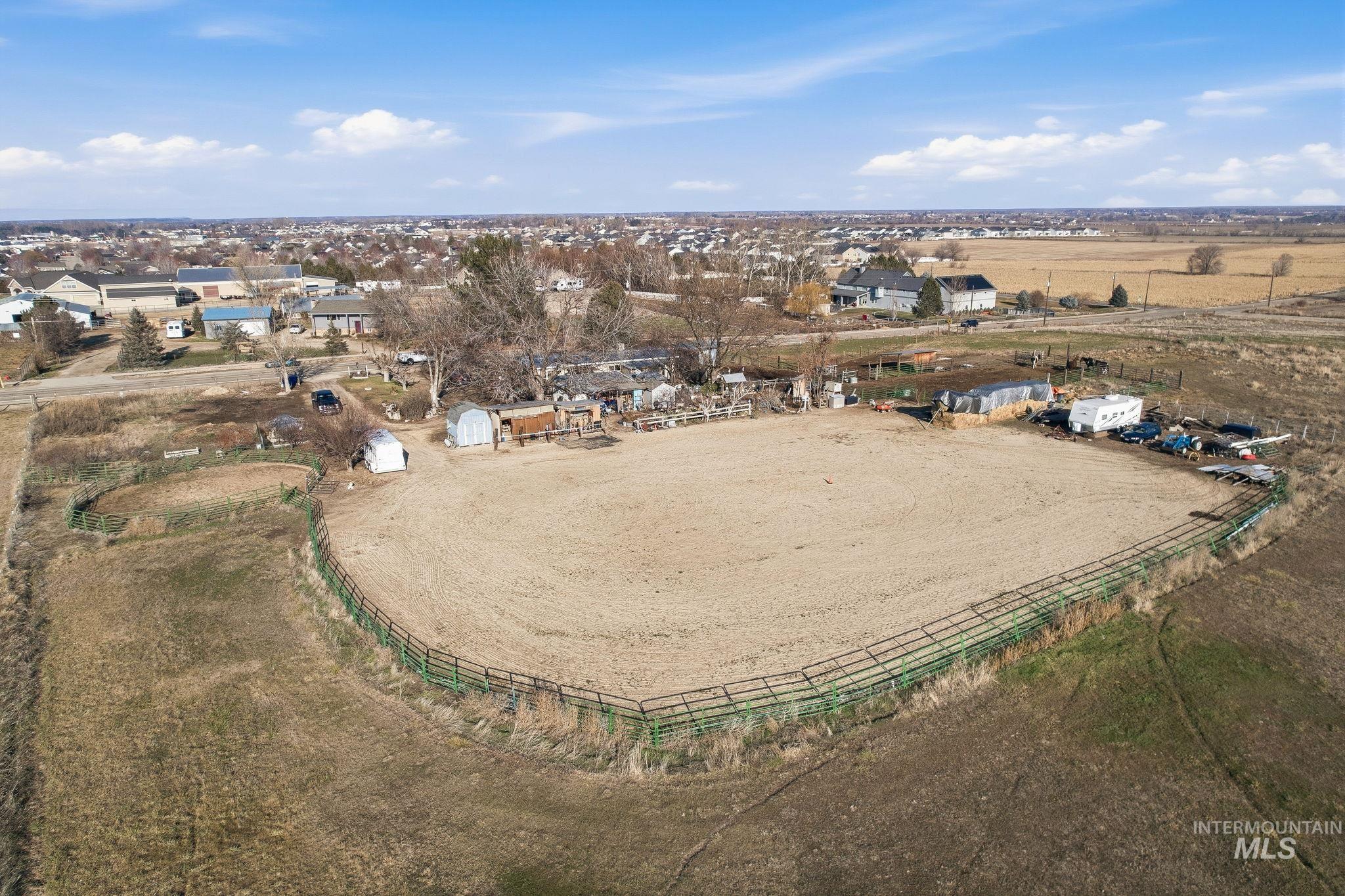 603 E King Rd, Kuna, Idaho 83634, 2 Bedrooms, 2 Bathrooms, Farm & Ranch For Sale, Price $1,250,000,MLS 98971991