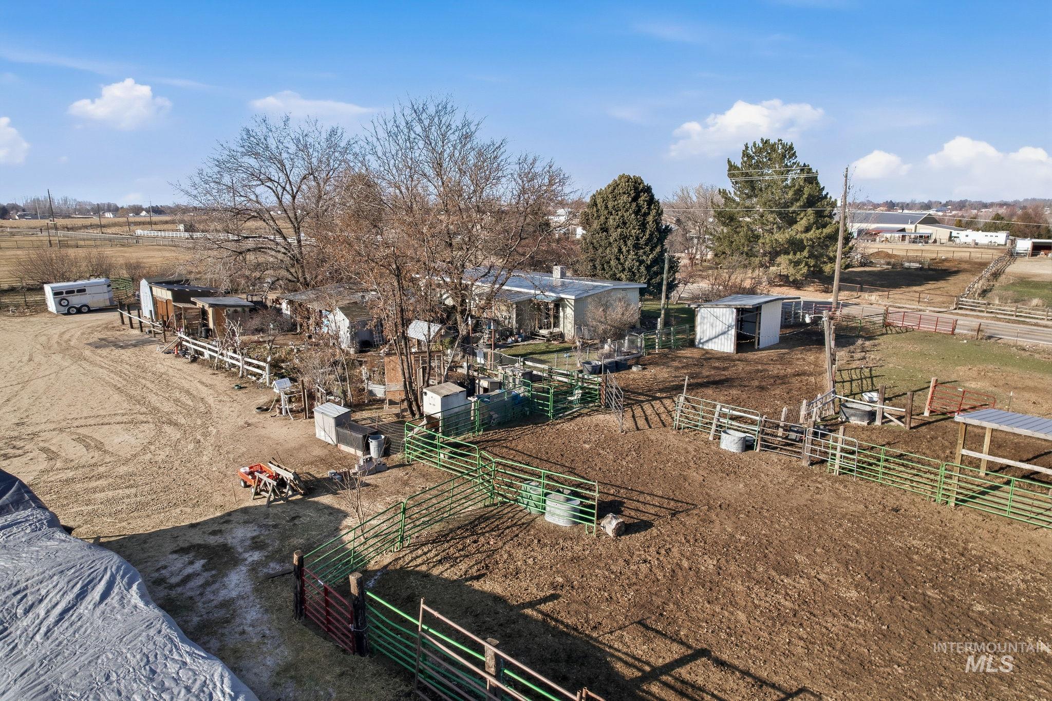 603 E King Rd, Kuna, Idaho 83634, 2 Bedrooms, 2 Bathrooms, Farm & Ranch For Sale, Price $1,250,000,MLS 98971991