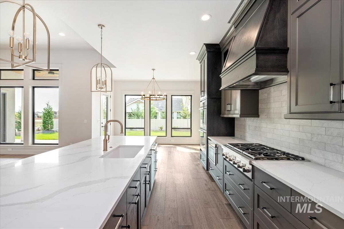 6101 W Estuary St, Eagle, Idaho 83616, 4 Bedrooms, 3.5 Bathrooms, Residential For Sale, Price $1,199,000,MLS 98971992