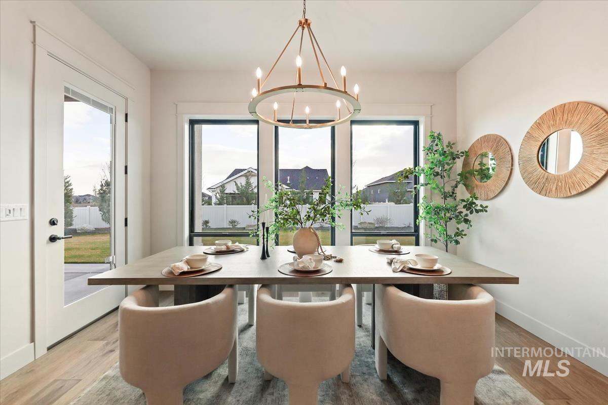 6101 W Estuary St, Eagle, Idaho 83616, 4 Bedrooms, 3.5 Bathrooms, Residential For Sale, Price $1,249,000,MLS 98971992