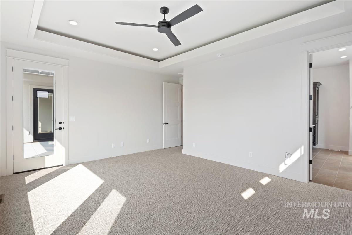 6101 W Estuary St, Eagle, Idaho 83616, 4 Bedrooms, 3.5 Bathrooms, Residential For Sale, Price $1,199,000,MLS 98971992