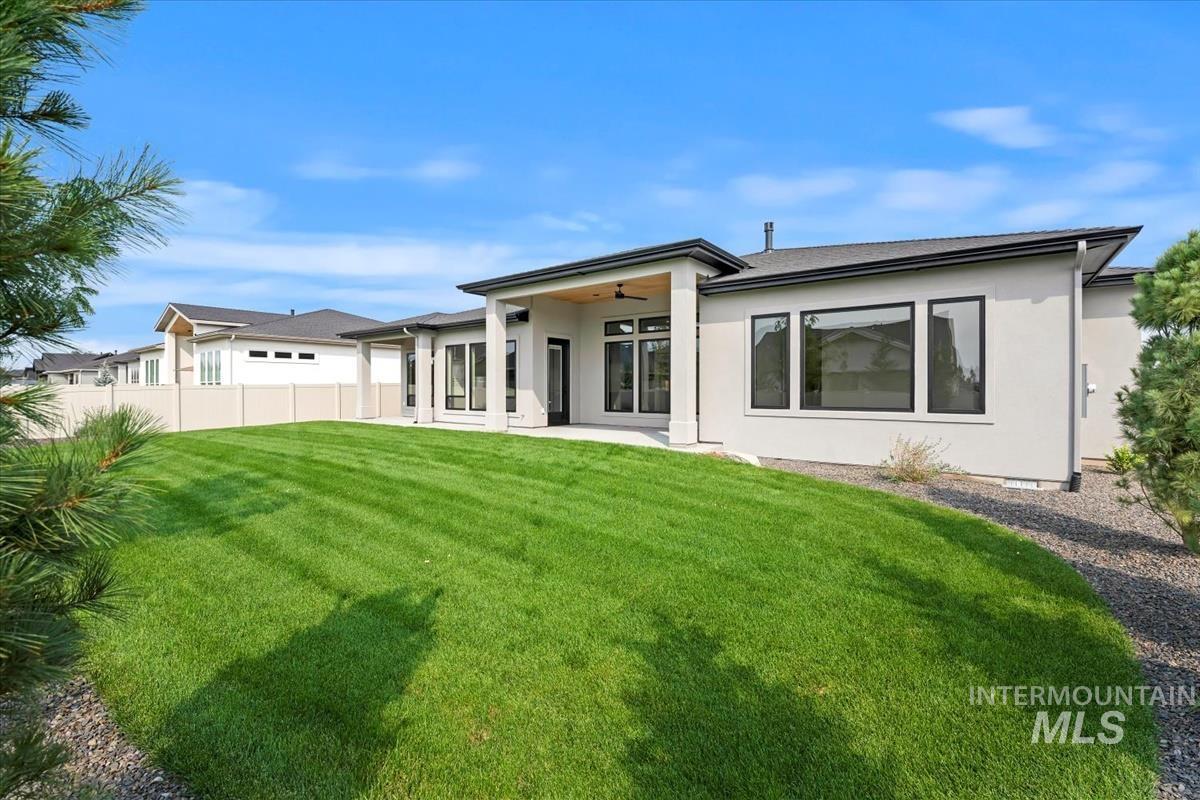 6101 W Estuary St, Eagle, Idaho 83616, 4 Bedrooms, 3.5 Bathrooms, Residential For Sale, Price $1,199,000,MLS 98971992