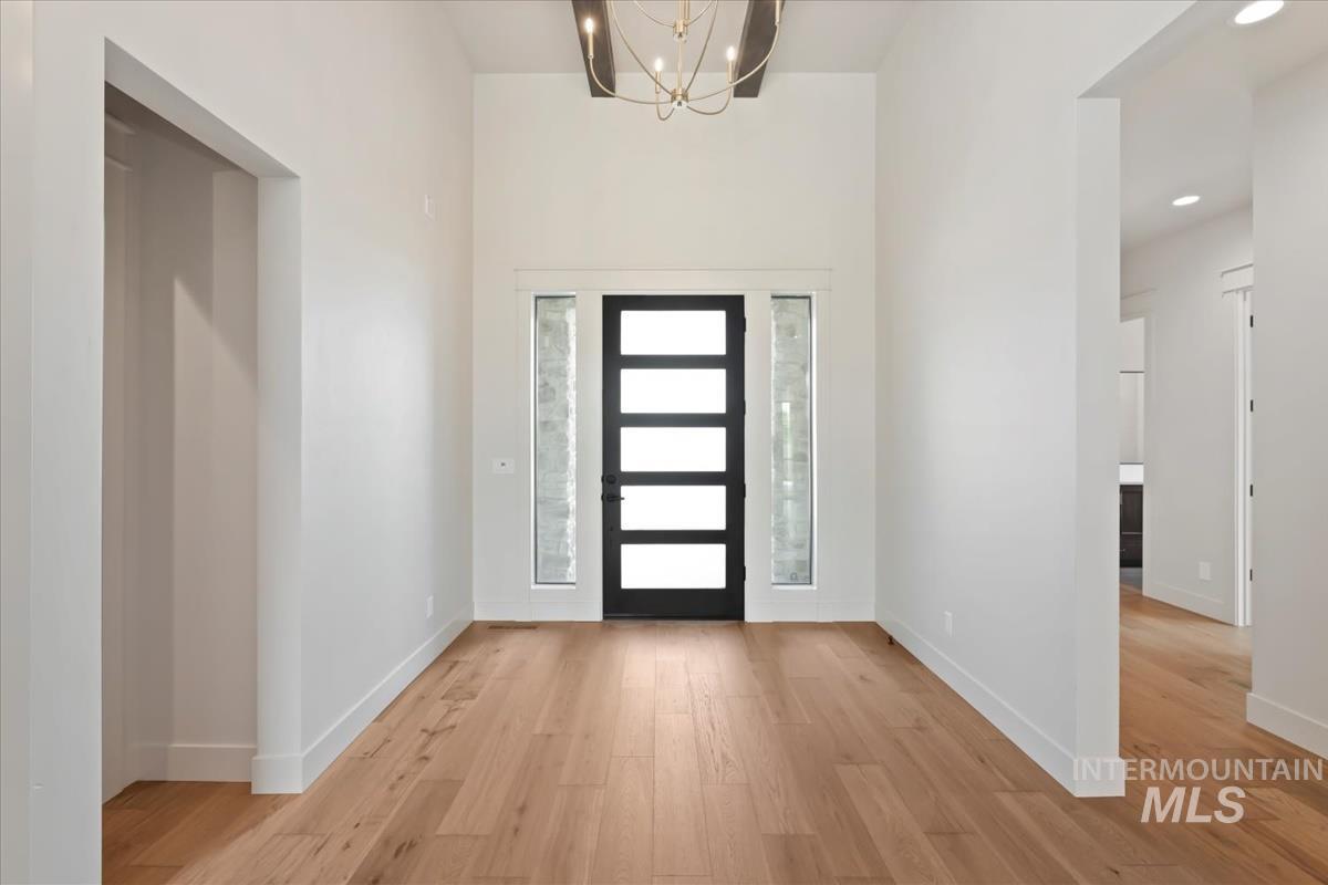 6101 W Estuary St, Eagle, Idaho 83616, 4 Bedrooms, 3.5 Bathrooms, Residential For Sale, Price $1,249,000,MLS 98971992