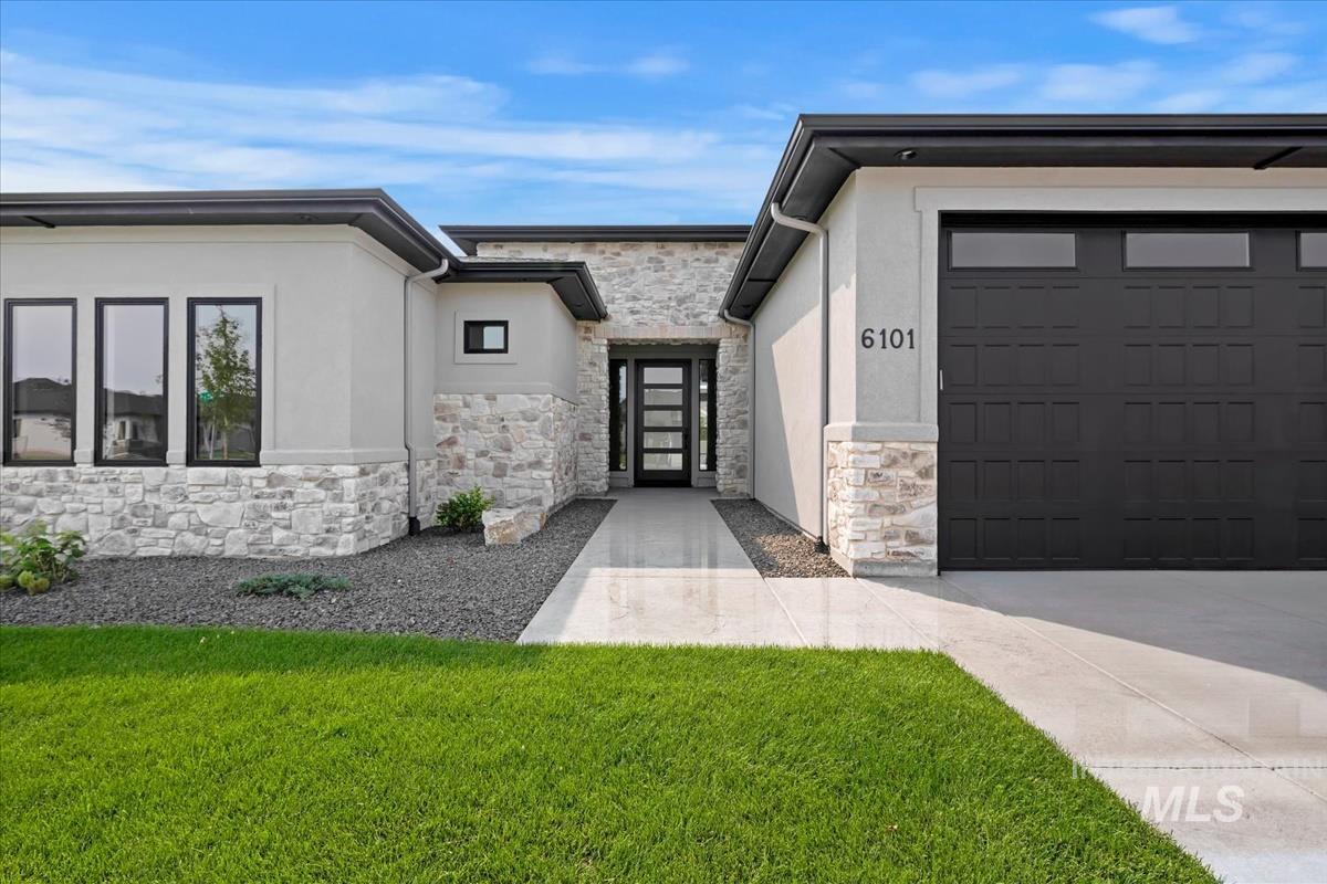 6101 W Estuary St, Eagle, Idaho 83616, 4 Bedrooms, 3.5 Bathrooms, Residential For Sale, Price $1,199,000,MLS 98971992