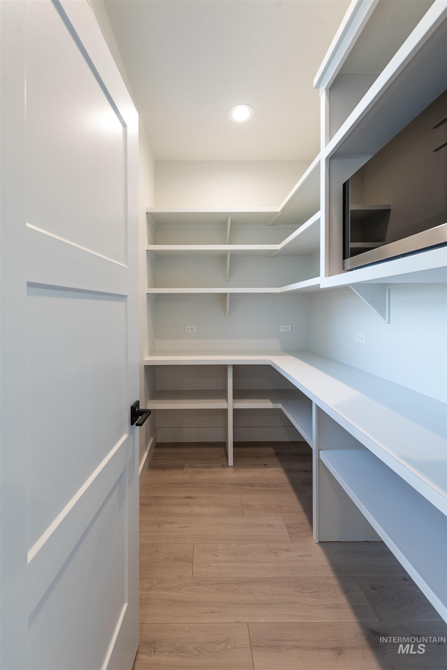 9426 S Egg Harbor, Kuna, Idaho 83634, 4 Bedrooms, 3 Bathrooms, Residential For Sale, Price $649,900,MLS 98971997