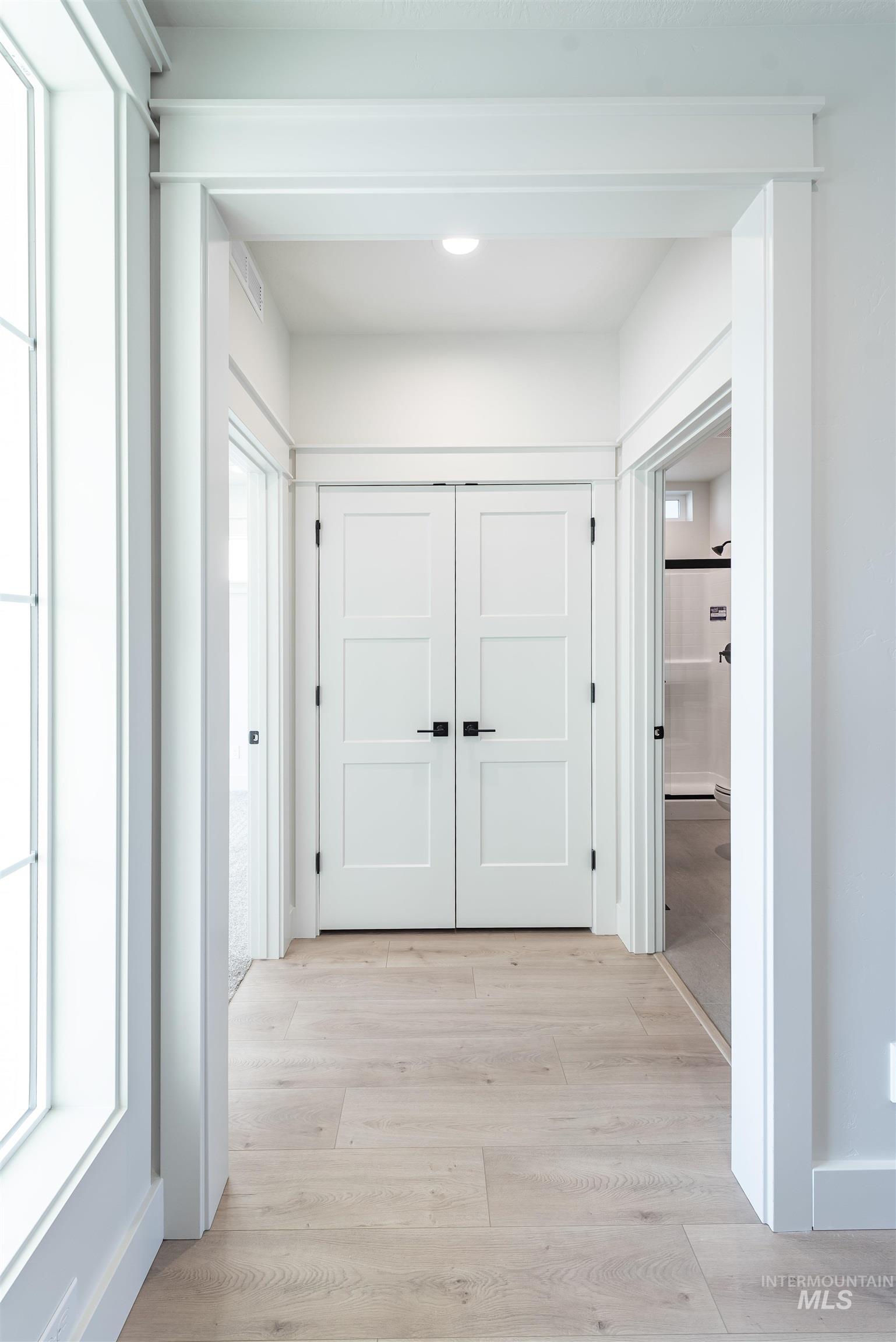 9426 S Egg Harbor, Kuna, Idaho 83634, 4 Bedrooms, 3 Bathrooms, Residential For Sale, Price $649,900,MLS 98971997