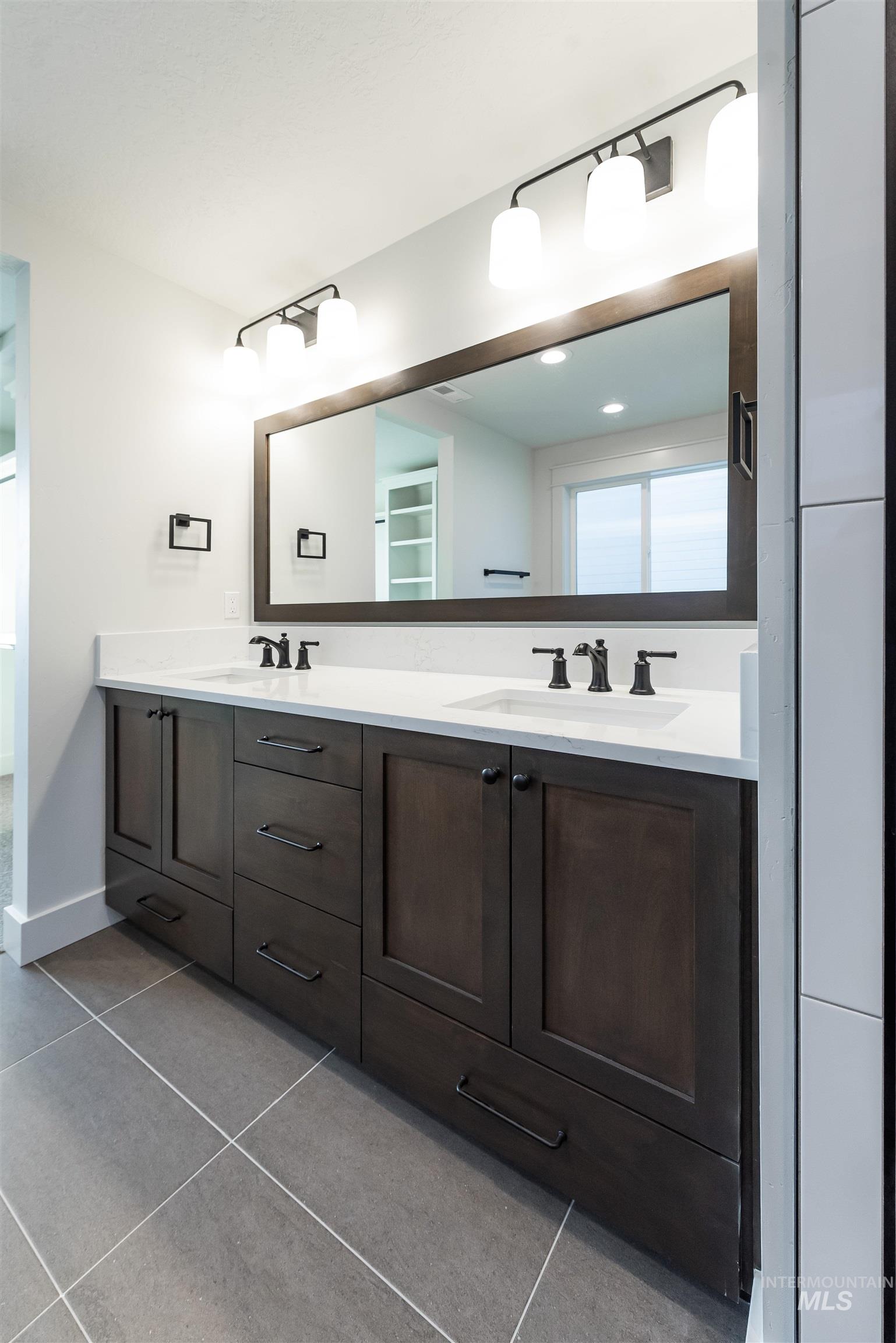 9426 S Egg Harbor, Kuna, Idaho 83634, 4 Bedrooms, 3 Bathrooms, Residential For Sale, Price $649,900,MLS 98971997