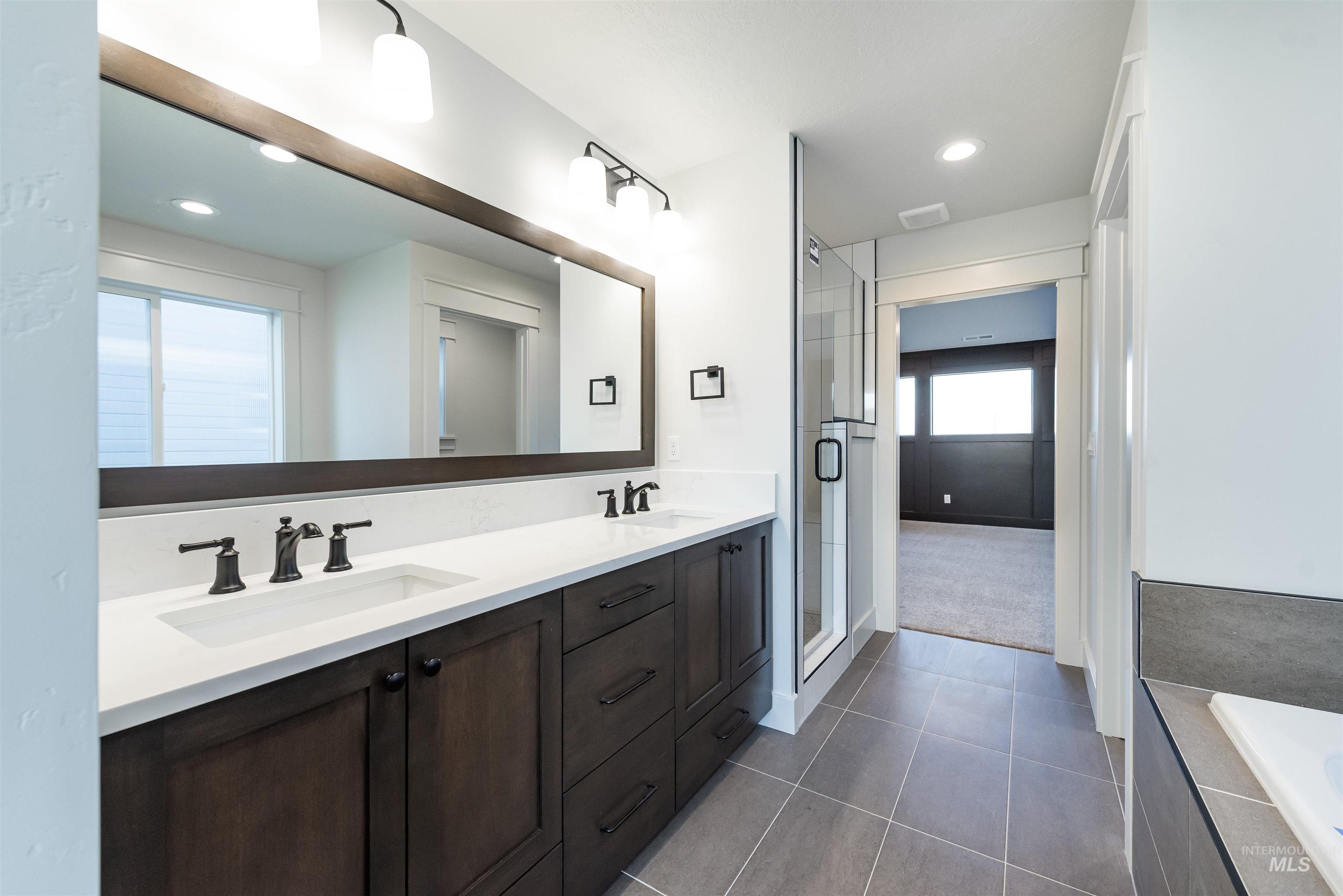 9426 S Egg Harbor, Kuna, Idaho 83634, 4 Bedrooms, 3 Bathrooms, Residential For Sale, Price $649,900,MLS 98971997