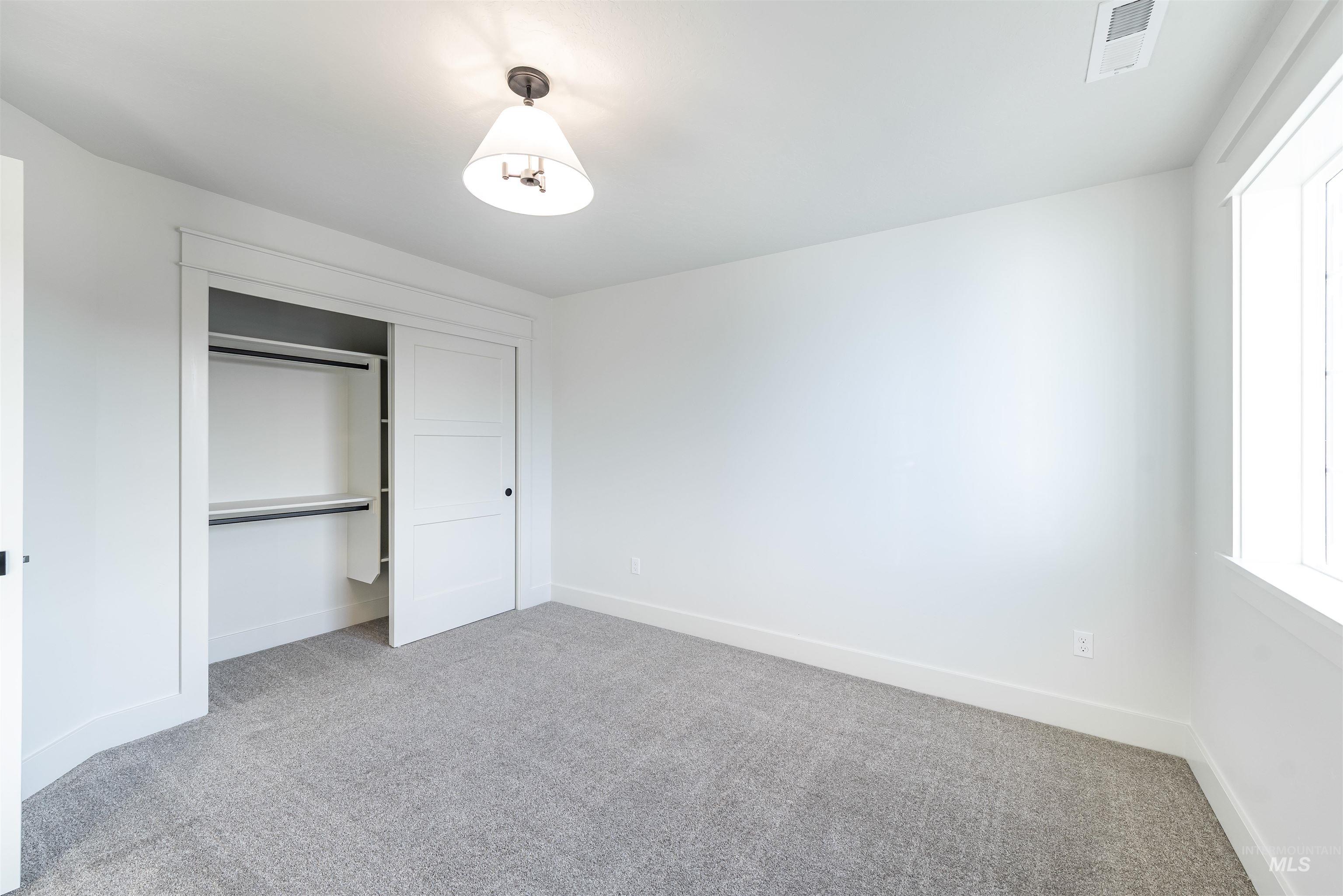 9426 S Egg Harbor, Kuna, Idaho 83634, 4 Bedrooms, 3 Bathrooms, Residential For Sale, Price $649,900,MLS 98971997