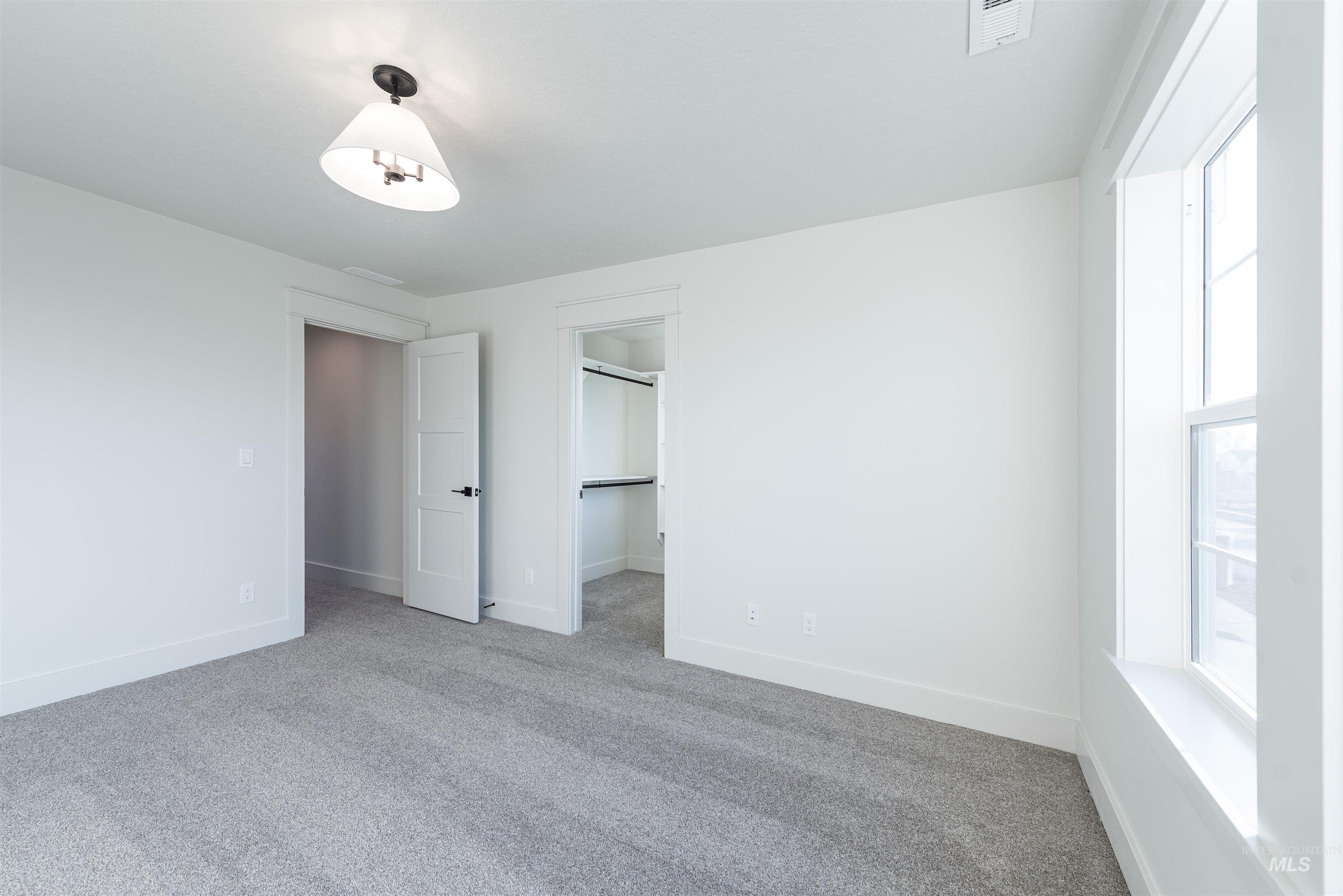 9426 S Egg Harbor, Kuna, Idaho 83634, 4 Bedrooms, 3 Bathrooms, Residential For Sale, Price $649,900,MLS 98971997