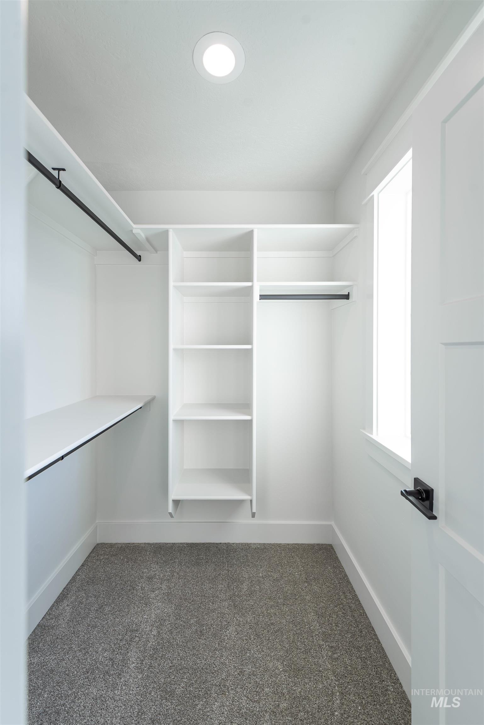 9426 S Egg Harbor, Kuna, Idaho 83634, 4 Bedrooms, 3 Bathrooms, Residential For Sale, Price $649,900,MLS 98971997