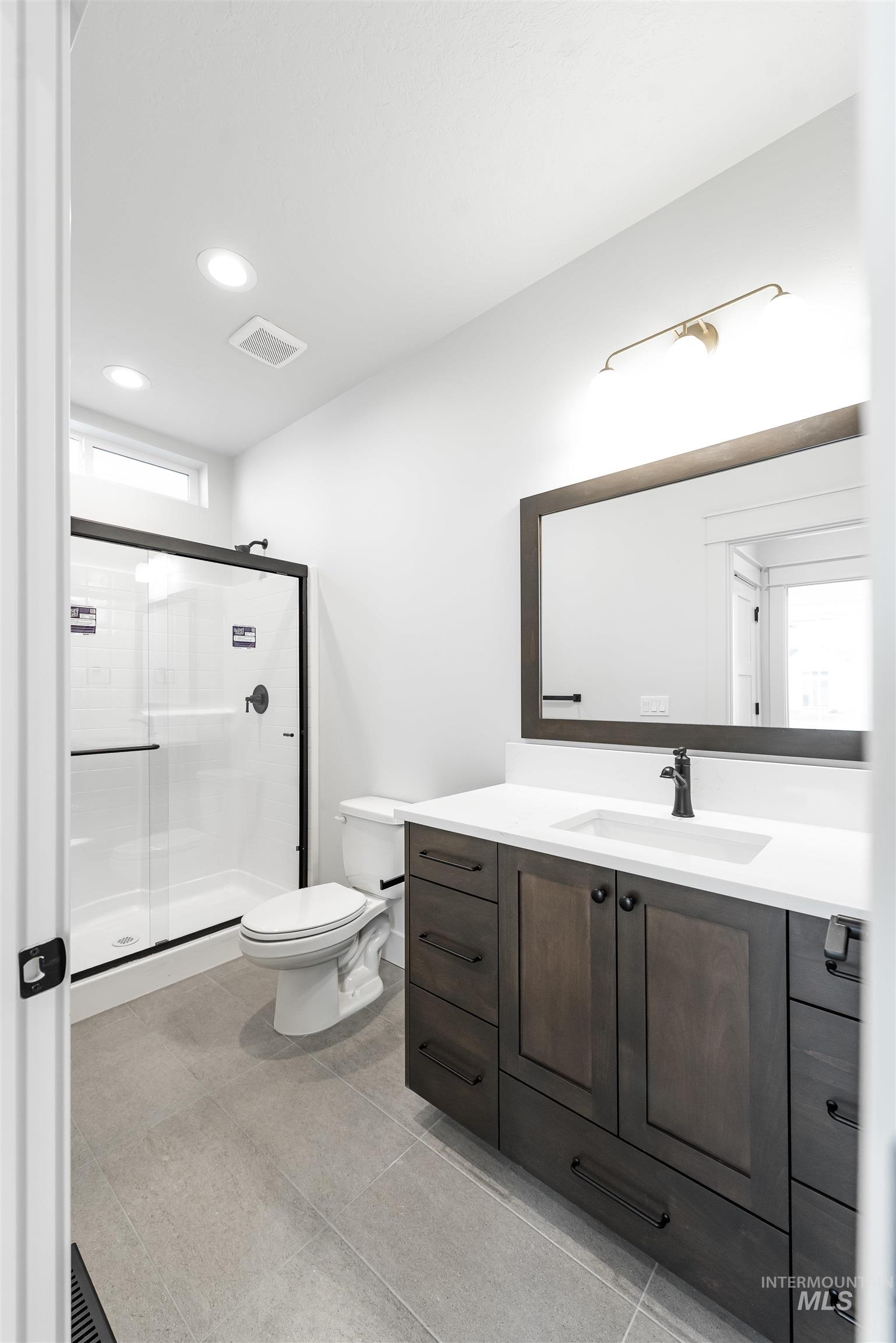 9426 S Egg Harbor, Kuna, Idaho 83634, 4 Bedrooms, 3 Bathrooms, Residential For Sale, Price $649,900,MLS 98971997