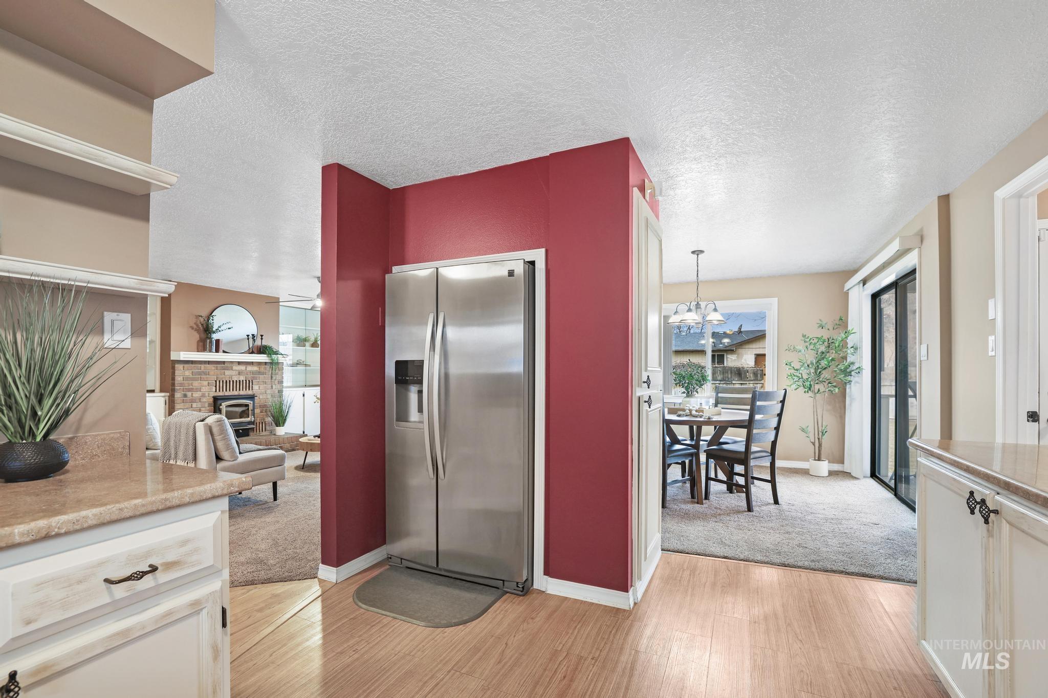 1143 Starfire, Twin Falls, Idaho 83301, 3 Bedrooms, 2 Bathrooms, Residential For Sale, Price $404,900,MLS 98972000