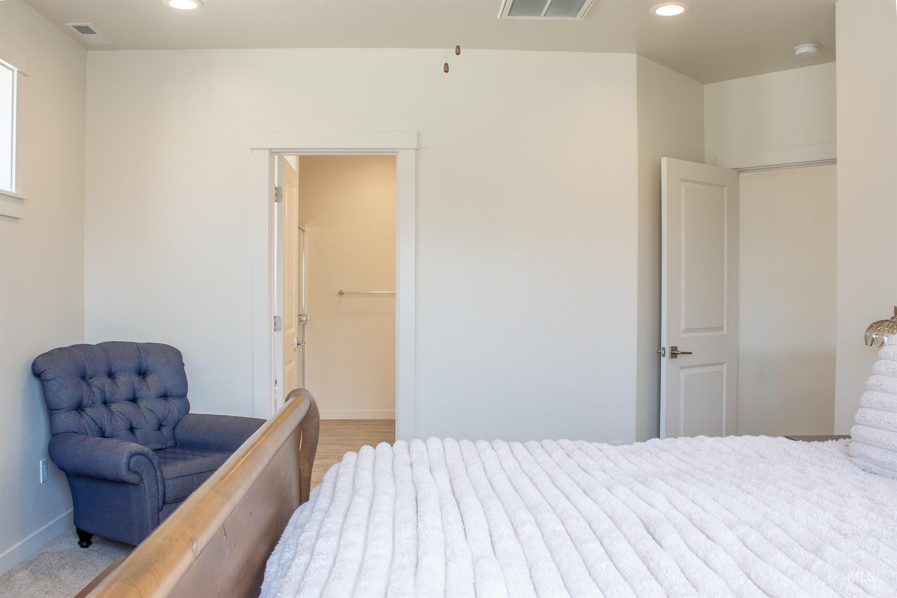 2718 Whispering Pine Dr, Twin Falls, Idaho 83301, 4 Bedrooms, 2.5 Bathrooms, Residential For Sale, Price $509,900,MLS 98972006