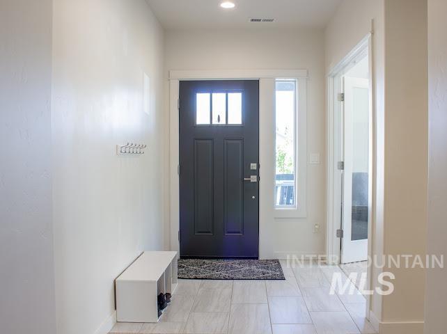 2718 Whispering Pine Dr, Twin Falls, Idaho 83301, 4 Bedrooms, 2.5 Bathrooms, Residential For Sale, Price $509,900,MLS 98972006