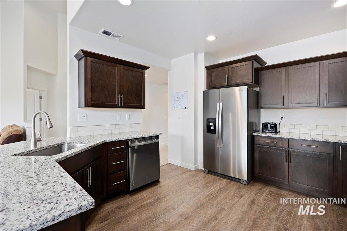 2718 Whispering Pine Dr, Twin Falls, Idaho 83301, 4 Bedrooms, 2.5 Bathrooms, Residential For Sale, Price $509,900,MLS 98972006