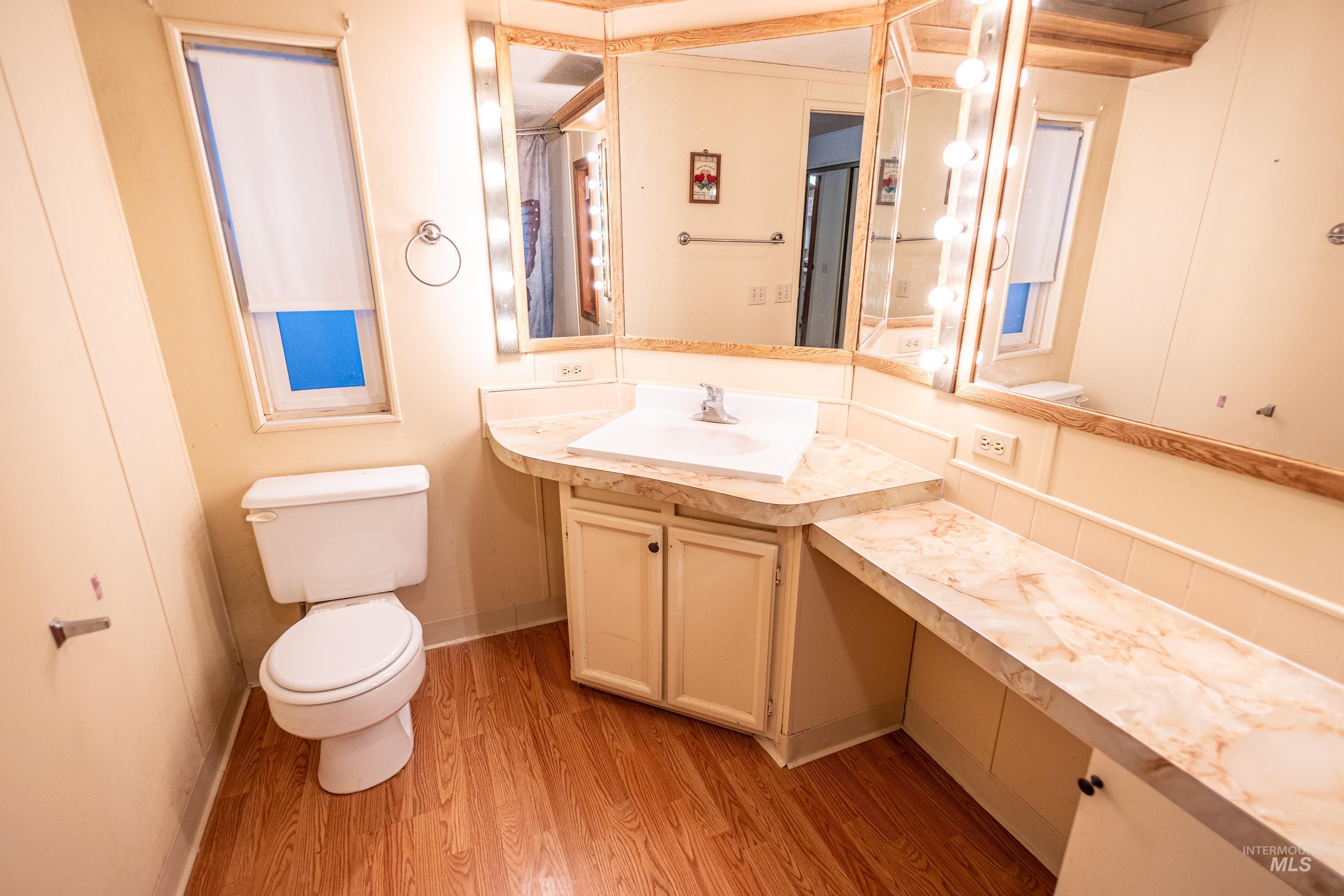 411 N Almon Street, Moscow, Idaho 83843, 3 Bedrooms, 2 Bathrooms, Residential For Sale, Price $39,900,MLS 98972010