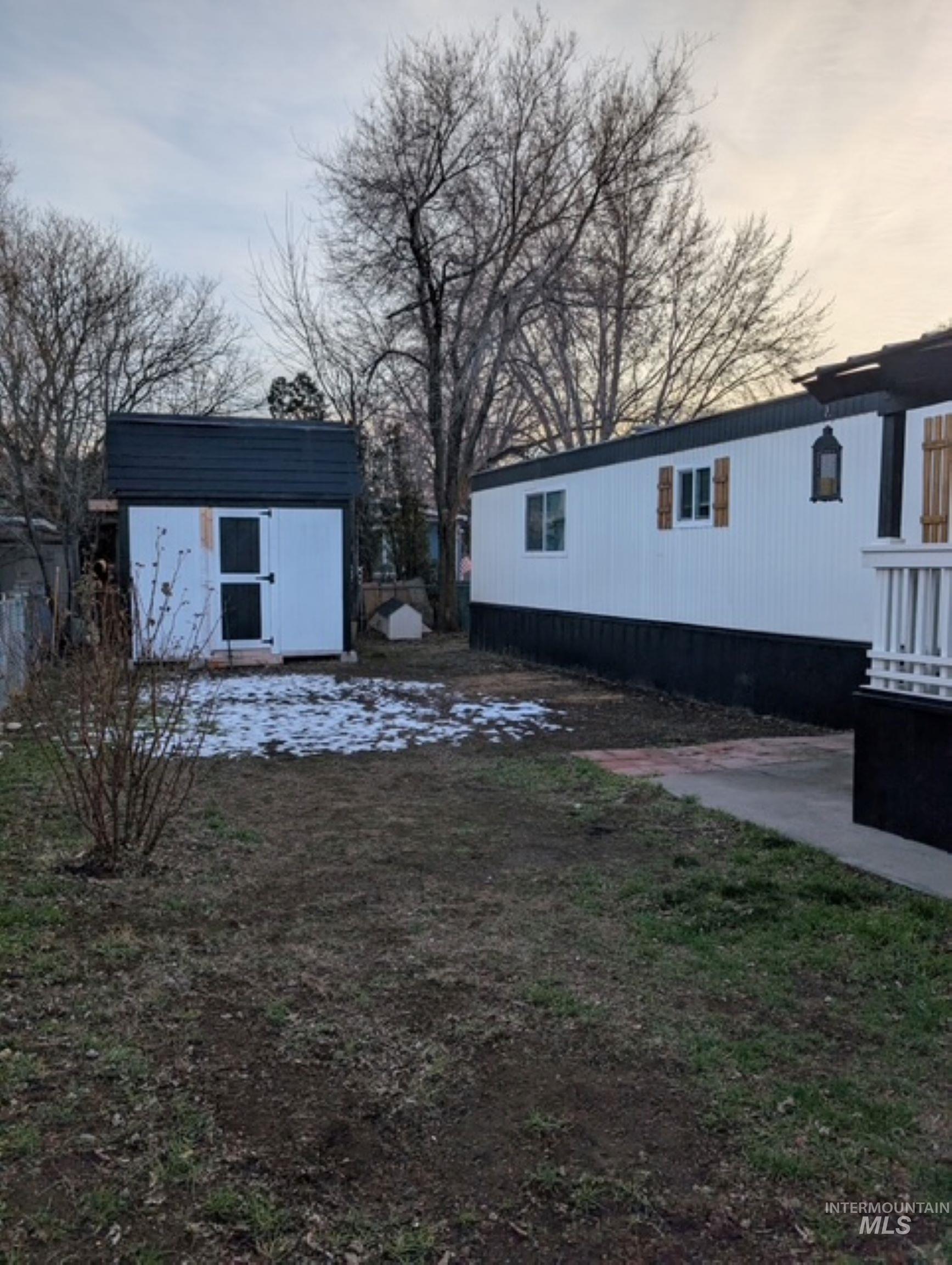 50 NW Barlington ST, Mountain Home, Idaho 83647-6368, 2 Bedrooms, 2 Bathrooms, Residential For Sale, Price $95,000,MLS 98972014