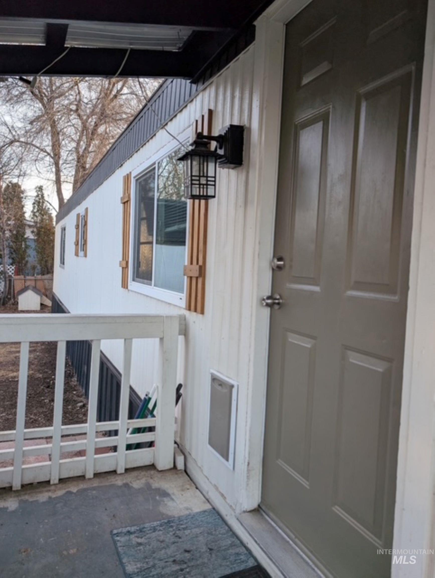 50 NW Barlington ST, Mountain Home, Idaho 83647-6368, 2 Bedrooms, 2 Bathrooms, Residential For Sale, Price $95,000,MLS 98972014