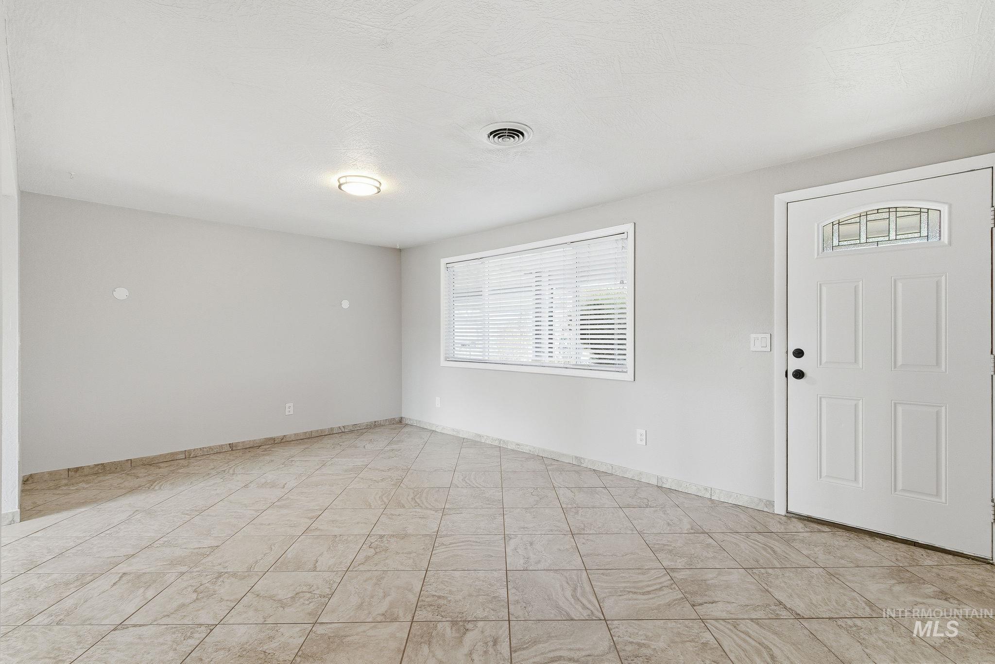 367 E 3rd ST, Kuna, Idaho 83634, 4 Bedrooms, 2 Bathrooms, Residential For Sale, Price $394,733,MLS 98972016