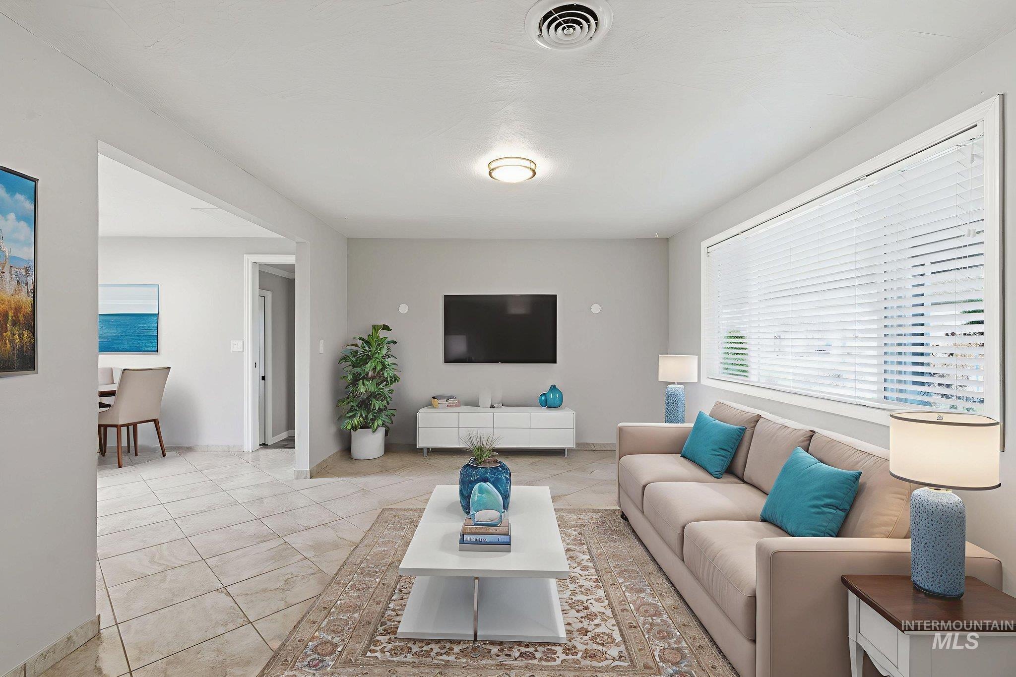 367 E 3rd ST, Kuna, Idaho 83634, 4 Bedrooms, 2 Bathrooms, Residential For Sale, Price $394,733,MLS 98972016