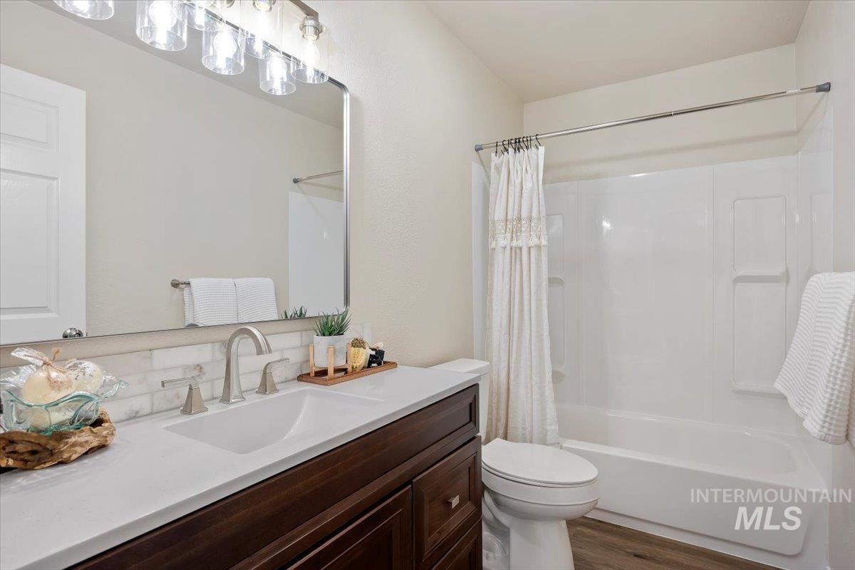 926 4Th Ave W, Twin Falls, Idaho 83301, 4 Bedrooms, 2 Bathrooms, Residential For Sale, Price $274,000,MLS 98972017