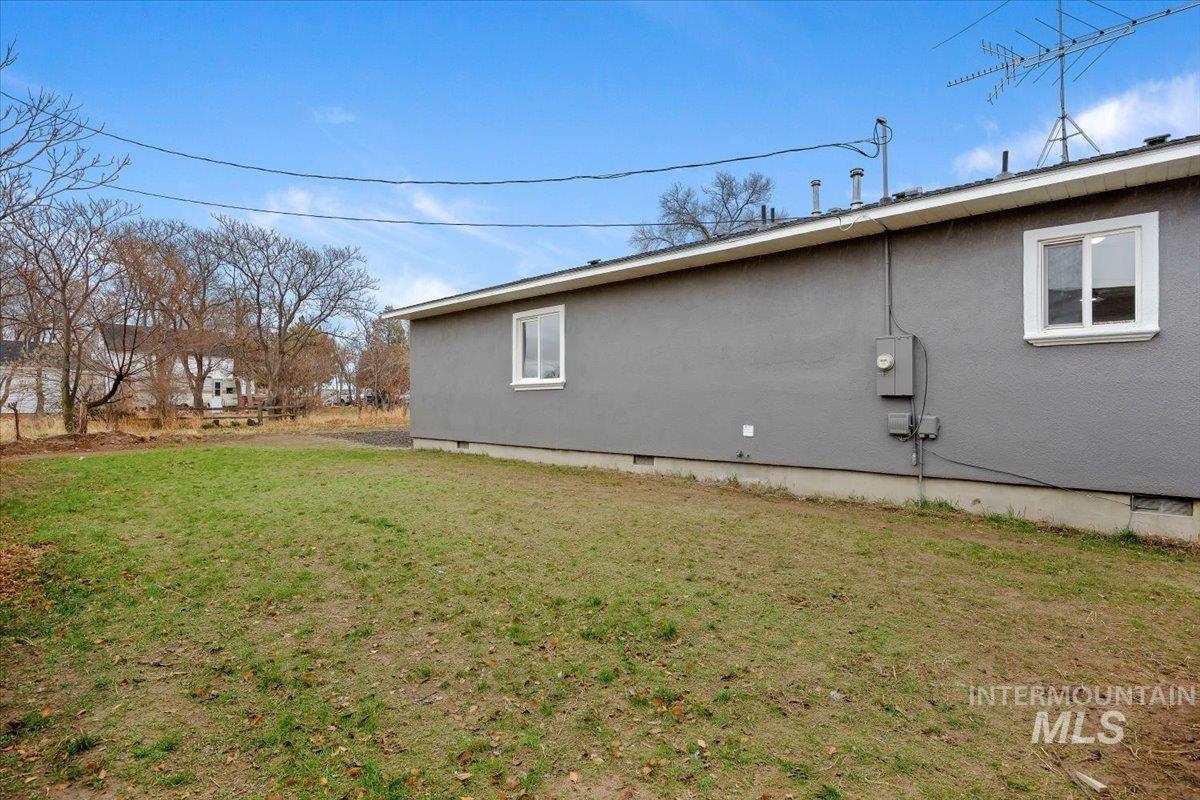 926 4Th Ave W, Twin Falls, Idaho 83301, 4 Bedrooms, 2 Bathrooms, Residential For Sale, Price $274,000,MLS 98972017