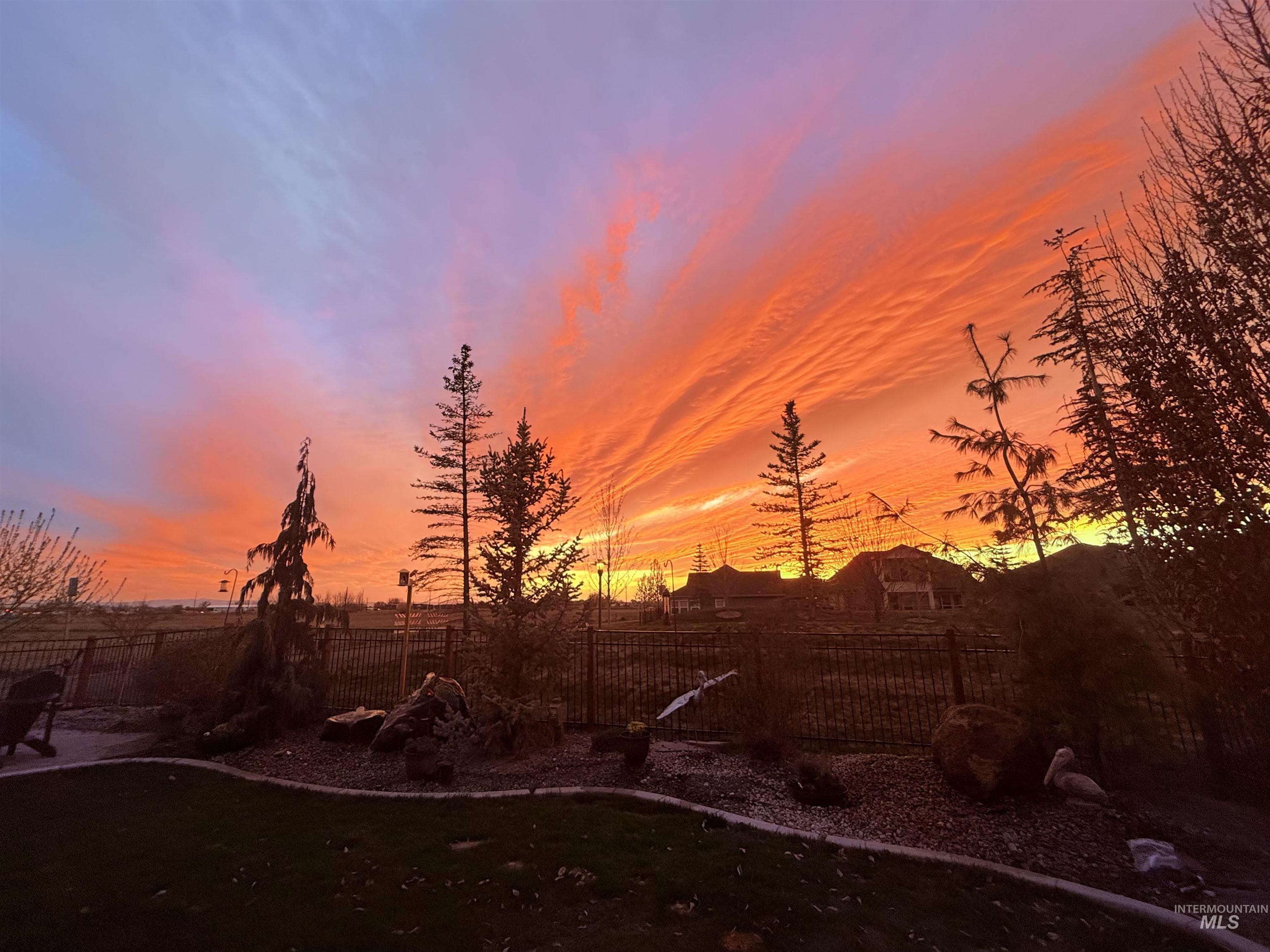 1265 N Diadora Ave, Eagle, Idaho 83616, 3 Bedrooms, 3 Bathrooms, Residential For Sale, Price $799,900,MLS 98972018