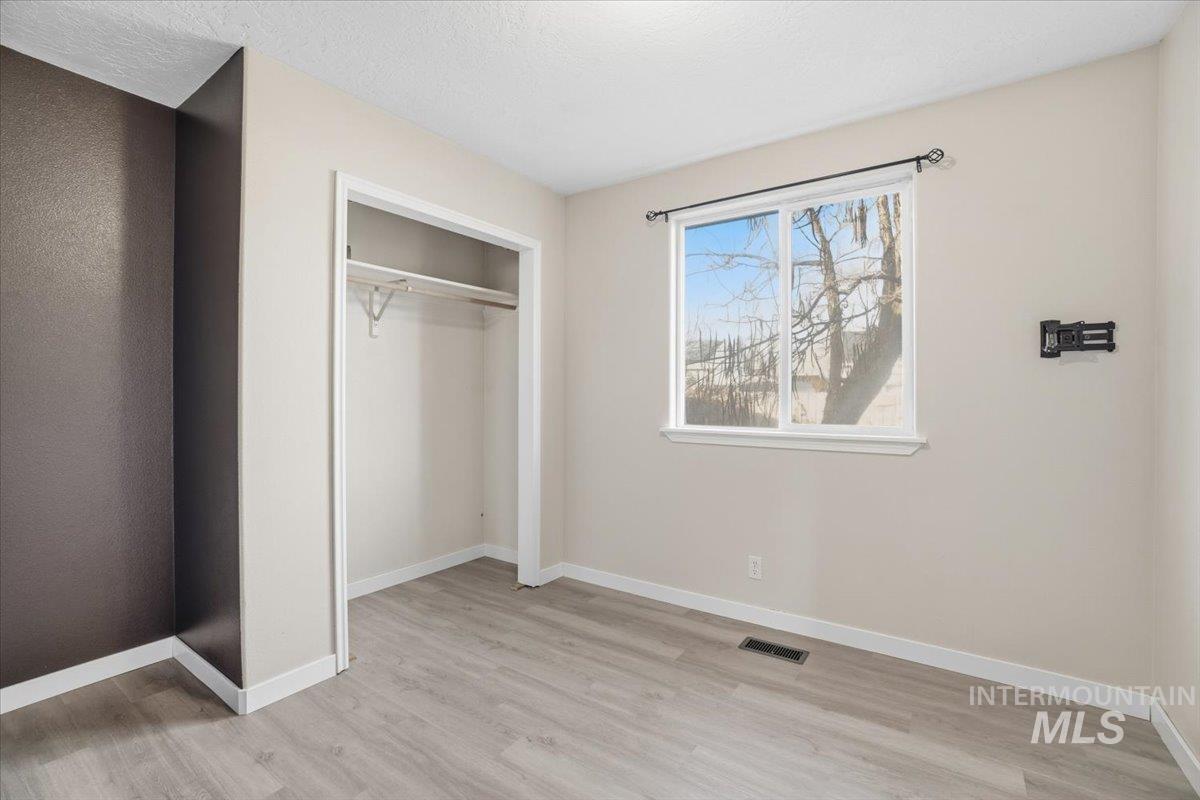 7580 Arlington, Nampa, Idaho 83687, 3 Bedrooms, 2 Bathrooms, Residential For Sale, Price $360,000,MLS 98972020