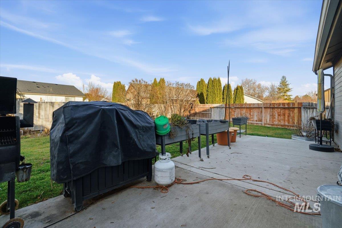 7580 Arlington, Nampa, Idaho 83687, 3 Bedrooms, 2 Bathrooms, Residential For Sale, Price $360,000,MLS 98972020