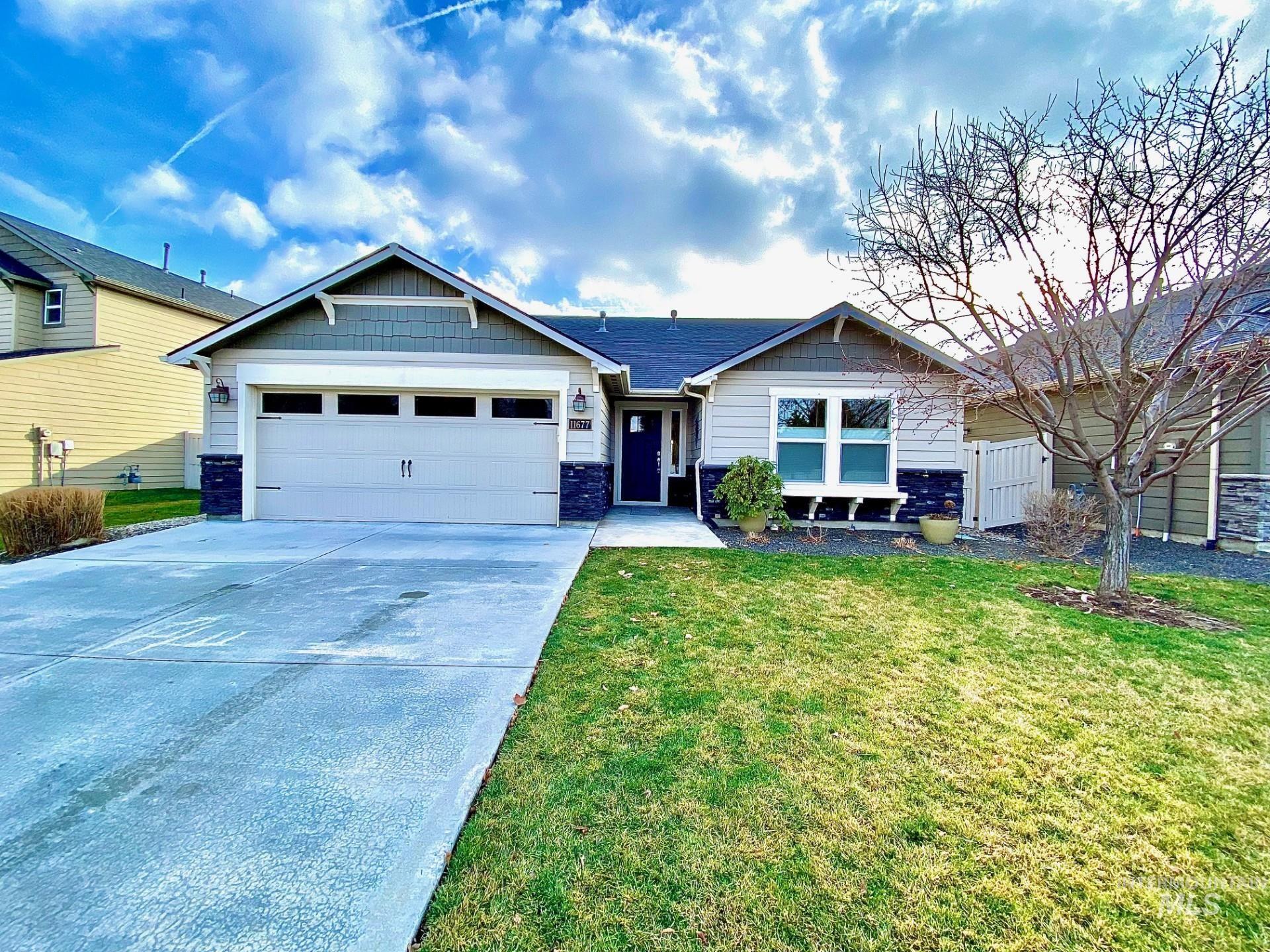 11677 W Baserri Dr, Boise, Idaho 83709-1307, 3 Bedrooms, 2 Bathrooms, Residential For Sale, Price $424,900,MLS 98972021