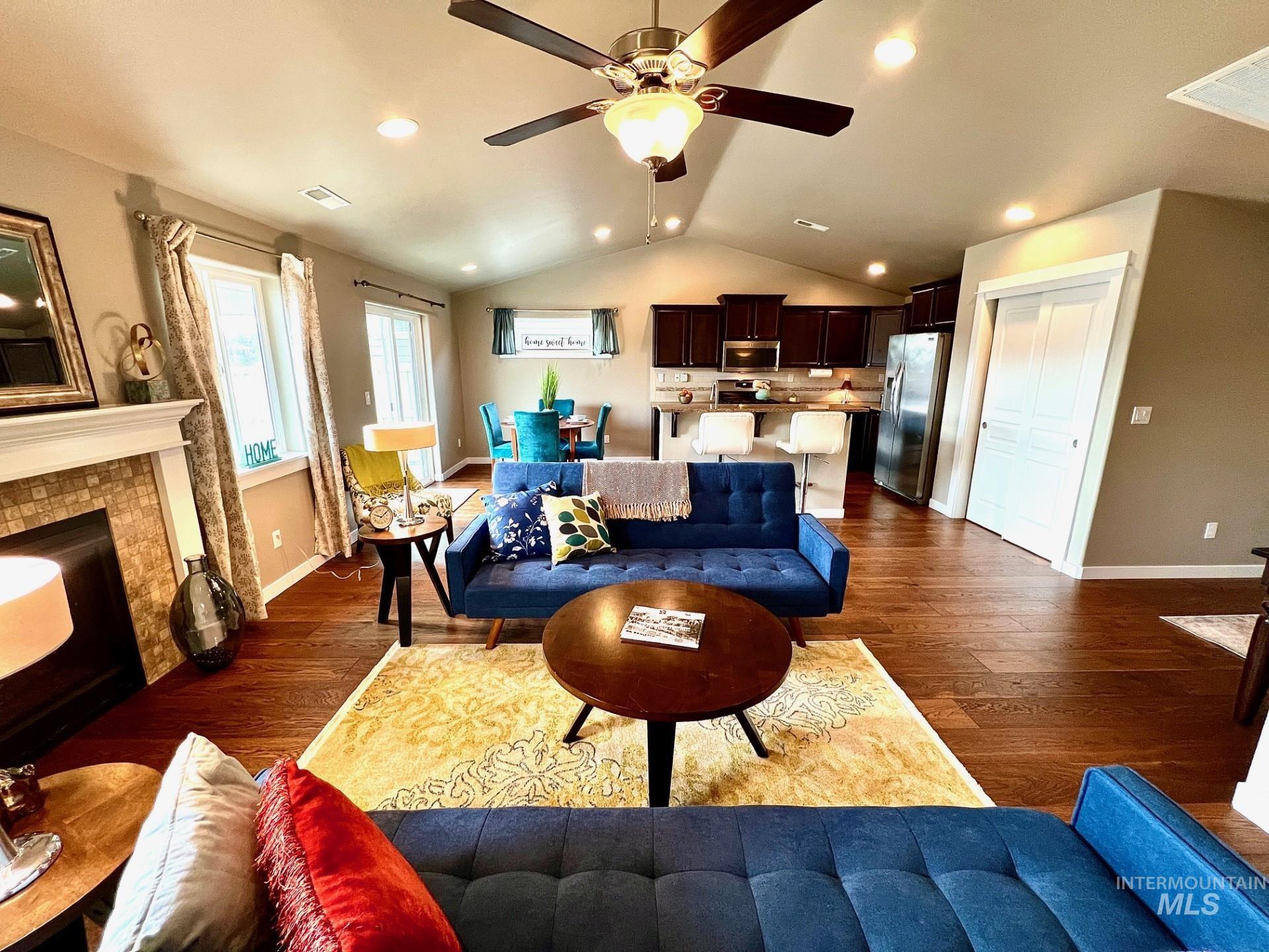 11677 W Baserri Dr, Boise, Idaho 83709-1307, 3 Bedrooms, 2 Bathrooms, Residential For Sale, Price $424,900,MLS 98972021