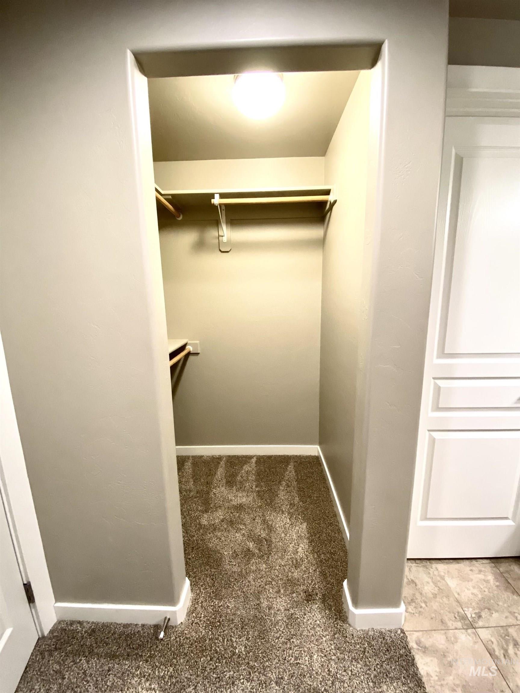 11677 W Baserri Dr, Boise, Idaho 83709-1307, 3 Bedrooms, 2 Bathrooms, Residential For Sale, Price $424,900,MLS 98972021