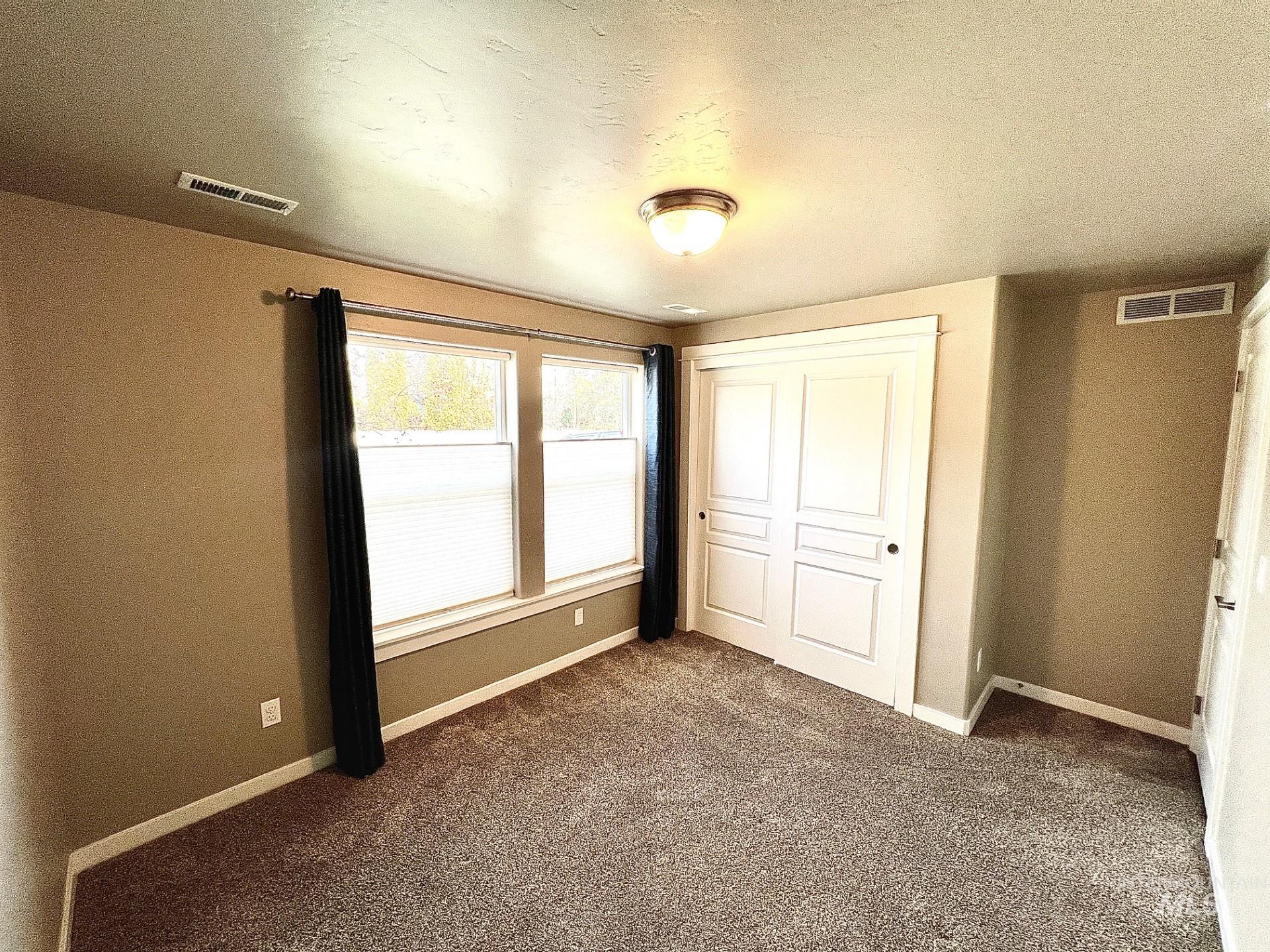 11677 W Baserri Dr, Boise, Idaho 83709-1307, 3 Bedrooms, 2 Bathrooms, Residential For Sale, Price $424,900,MLS 98972021