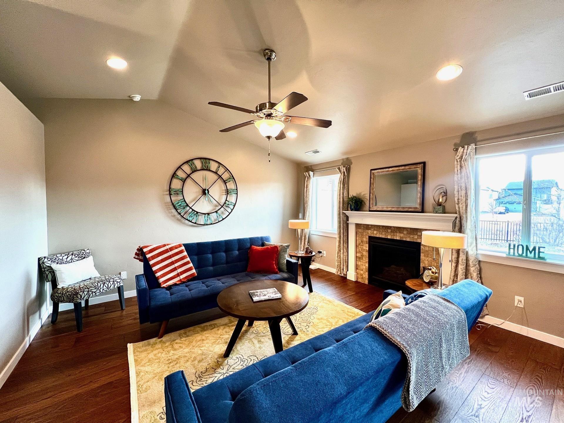 11677 W Baserri Dr, Boise, Idaho 83709-1307, 3 Bedrooms, 2 Bathrooms, Residential For Sale, Price $424,900,MLS 98972021