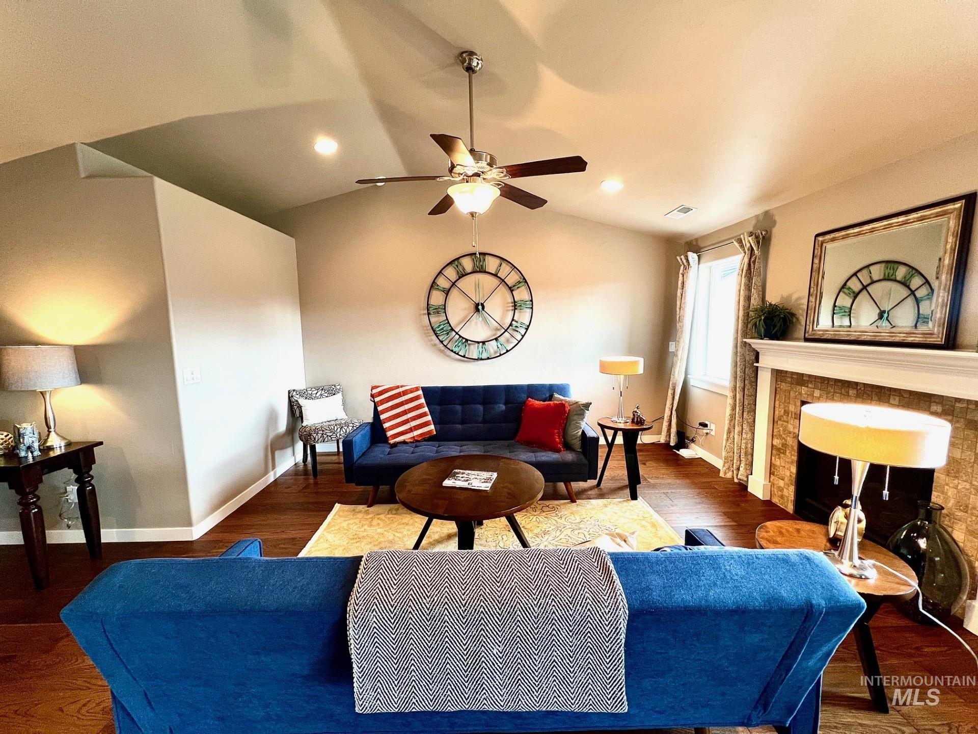 11677 W Baserri Dr, Boise, Idaho 83709-1307, 3 Bedrooms, 2 Bathrooms, Residential For Sale, Price $424,900,MLS 98972021