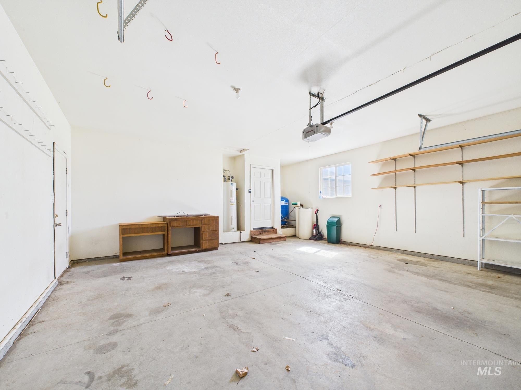 1786 N Plaza Rd N Plaza Rd, Emmett, Idaho 83617, 3 Bedrooms, 2 Bathrooms, Residential For Sale, Price $390,000,MLS 98972022