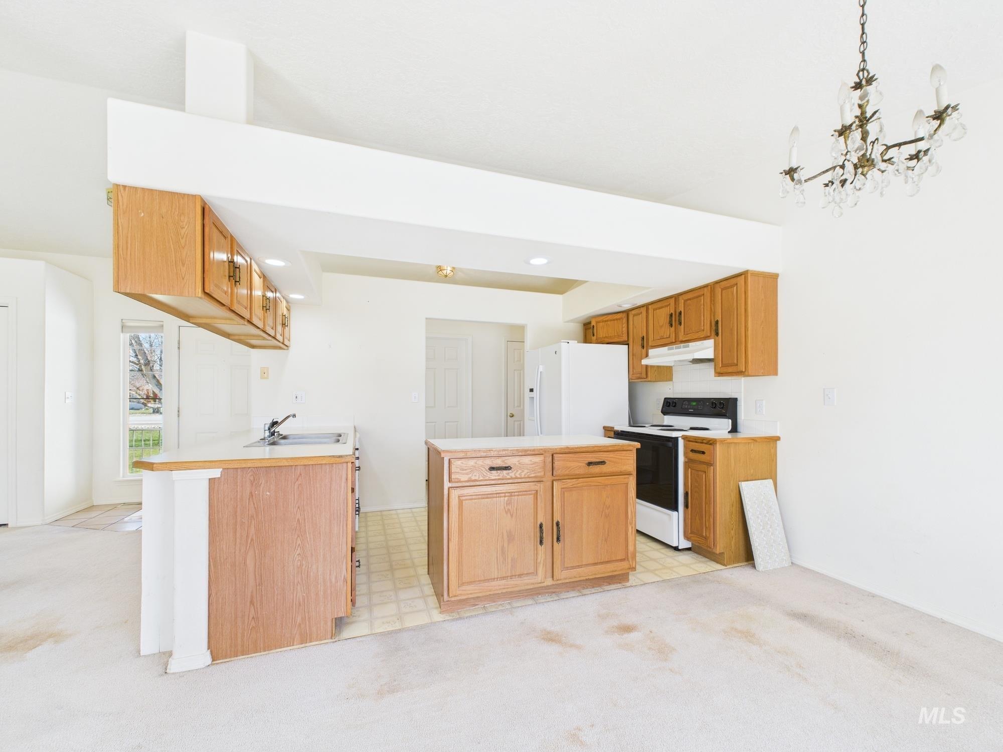 1786 N Plaza Rd N Plaza Rd, Emmett, Idaho 83617, 3 Bedrooms, 2 Bathrooms, Residential For Sale, Price $390,000,MLS 98972022