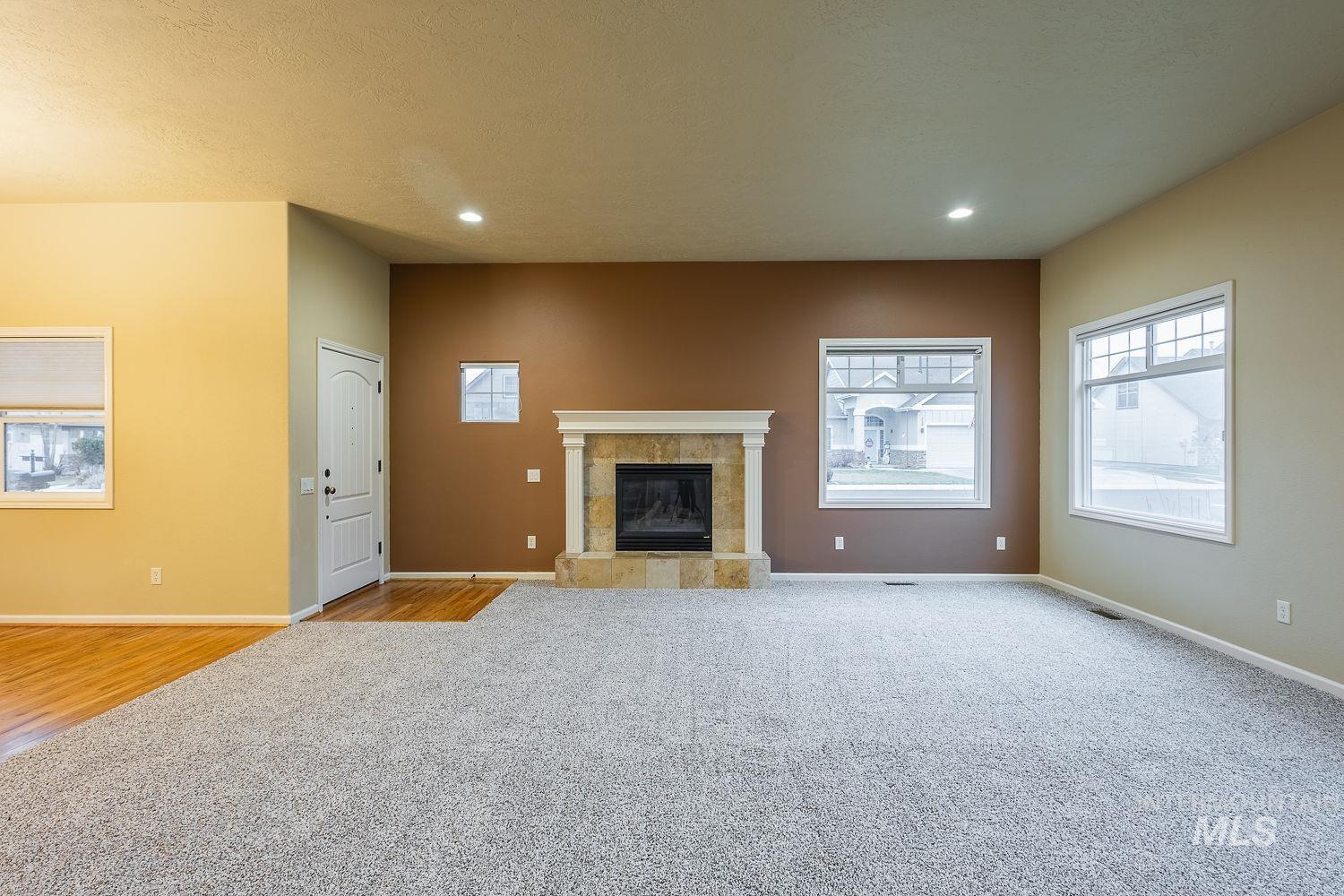 215 S Spring Lake Way, Star, Idaho 83669, 3 Bedrooms, 2.5 Bathrooms, Residential For Sale, Price $479,900,MLS 98972023