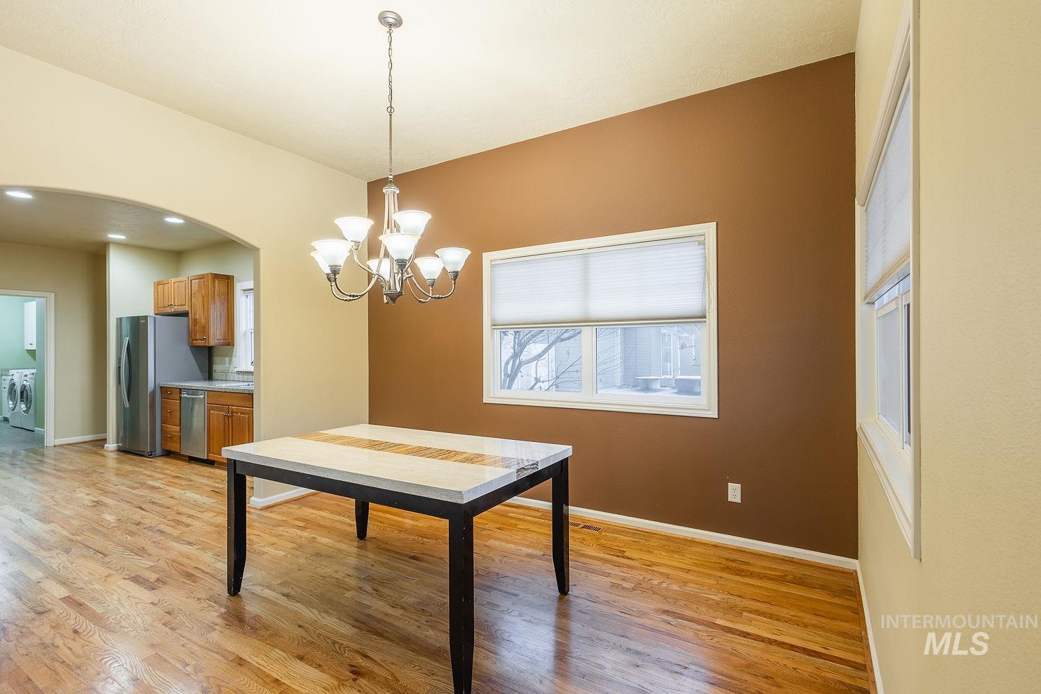 215 S Spring Lake Way, Star, Idaho 83669, 3 Bedrooms, 2.5 Bathrooms, Residential For Sale, Price $479,900,MLS 98972023