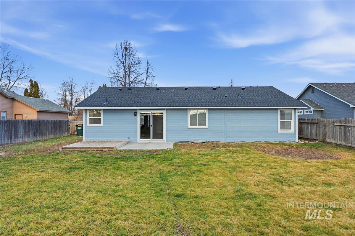 1681 W 4th St., Kuna, Idaho 83634, 3 Bedrooms, 2 Bathrooms, Residential For Sale, Price $368,500,MLS 98972024