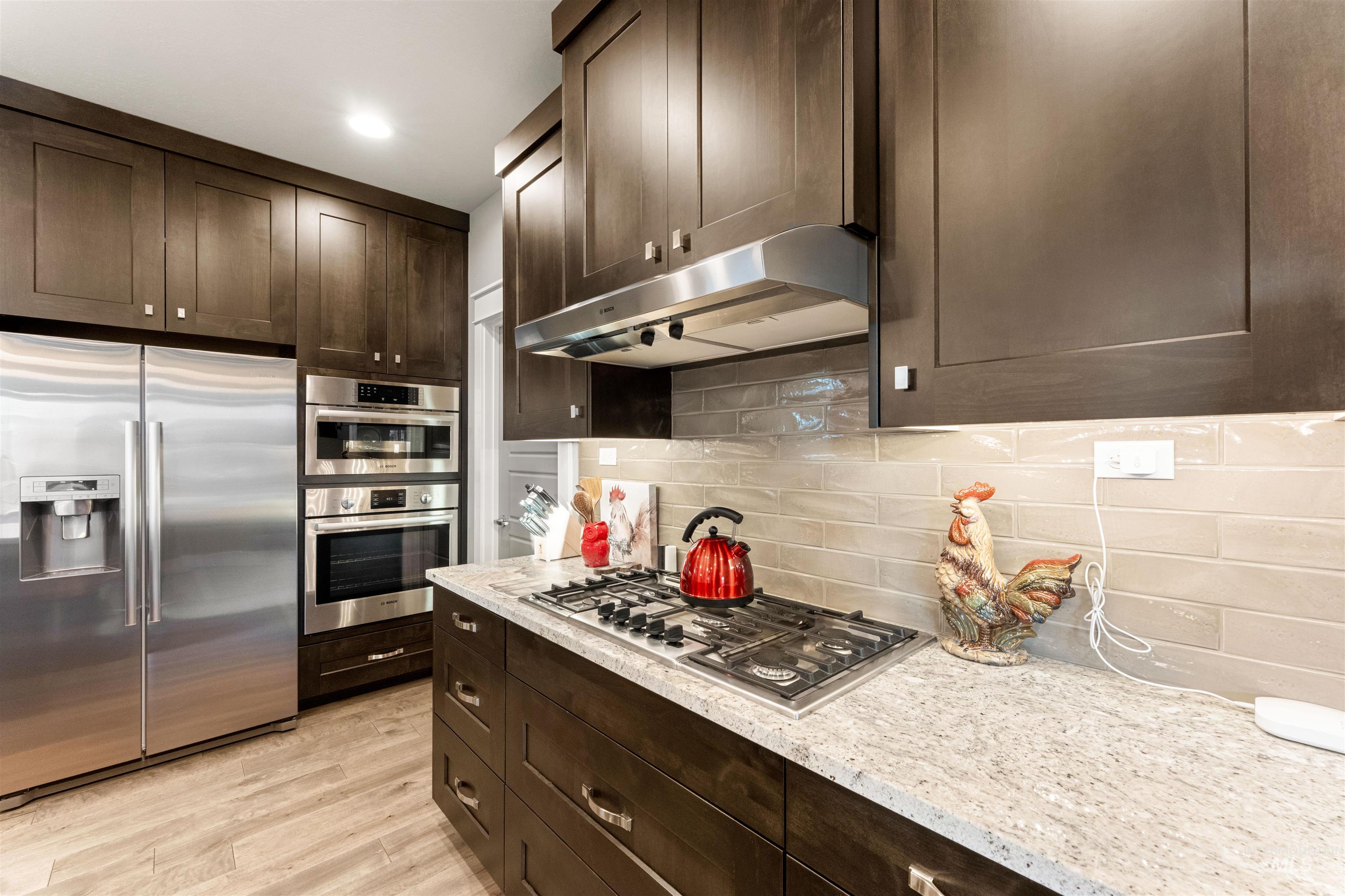 390 W Lockhart Ln., Meridian, Idaho 83646, 3 Bedrooms, 2 Bathrooms, Residential For Sale, Price $549,000,MLS 98972025