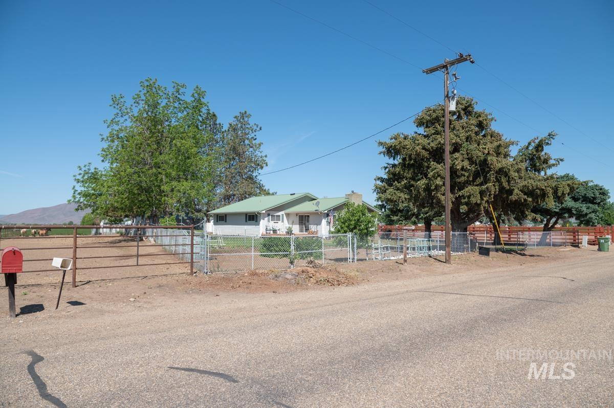 733 Pringle Rd., Weiser, Idaho 83672, 3 Bedrooms, 2 Bathrooms, Residential For Sale, Price $1,150,000,MLS 98972028