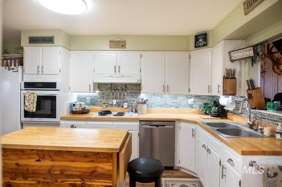 733 Pringle Rd., Weiser, Idaho 83672, 3 Bedrooms, 2 Bathrooms, Residential For Sale, Price $1,150,000,MLS 98972028