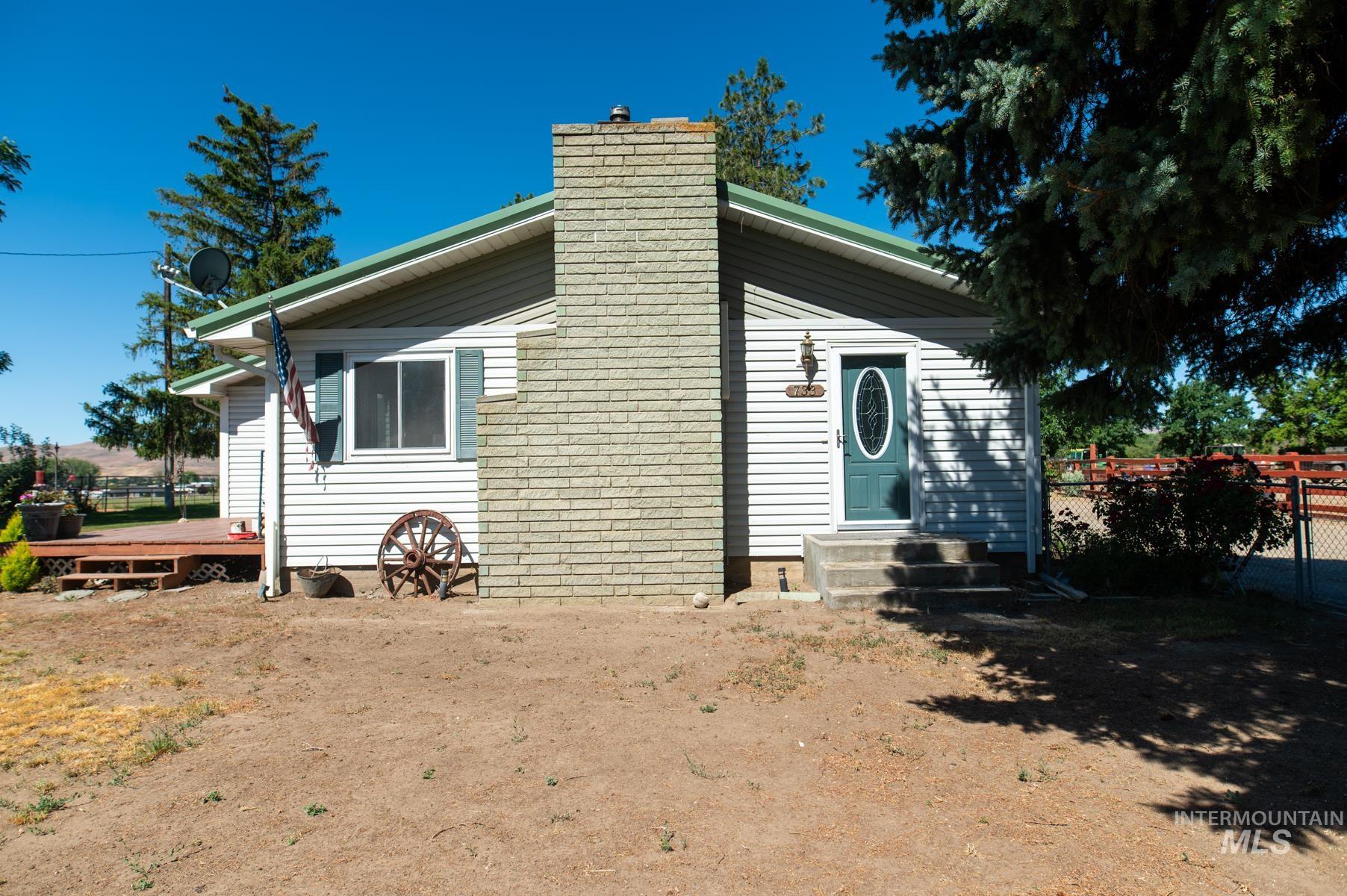 733 Pringle Rd., Weiser, Idaho 83672, 3 Bedrooms, 2 Bathrooms, Residential For Sale, Price $1,099,000,MLS 98972028