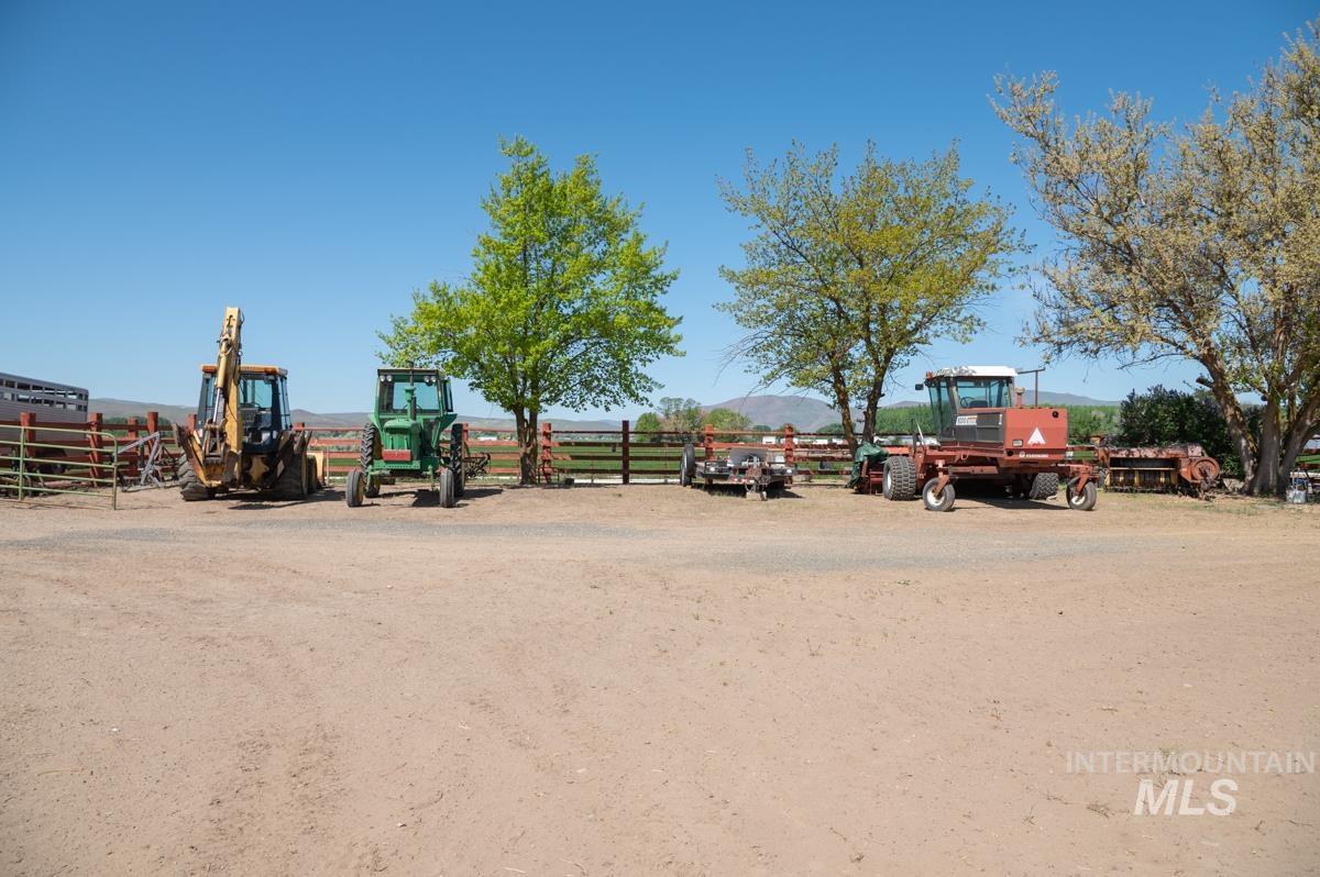 733 Pringle Rd., Weiser, Idaho 83672, 3 Bedrooms, 2 Bathrooms, Residential For Sale, Price $1,150,000,MLS 98972028