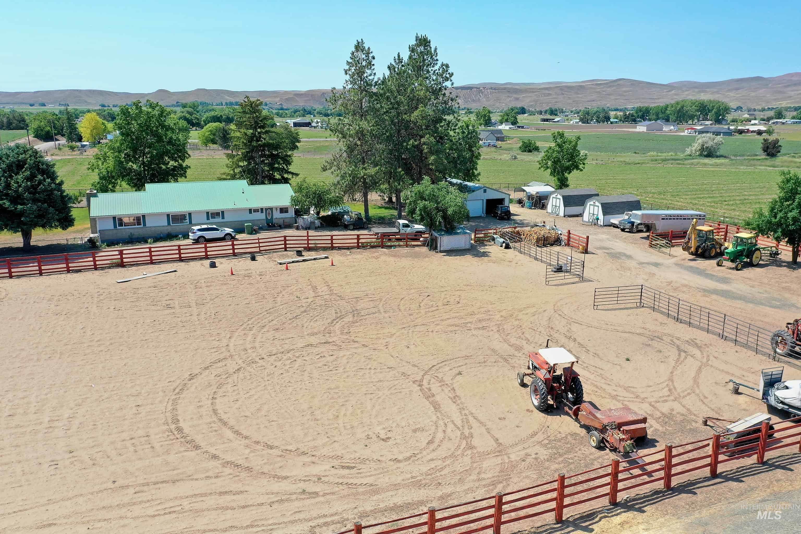 733 Pringle Rd., Weiser, Idaho 83672, 3 Bedrooms, 2 Bathrooms, Residential For Sale, Price $1,099,000,MLS 98972028