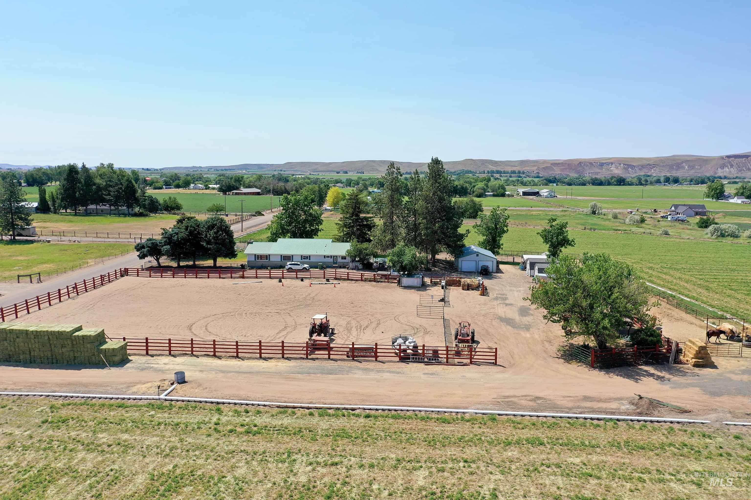 733 Pringle Rd., Weiser, Idaho 83672, 3 Bedrooms, 2 Bathrooms, Residential For Sale, Price $1,099,000,MLS 98972028