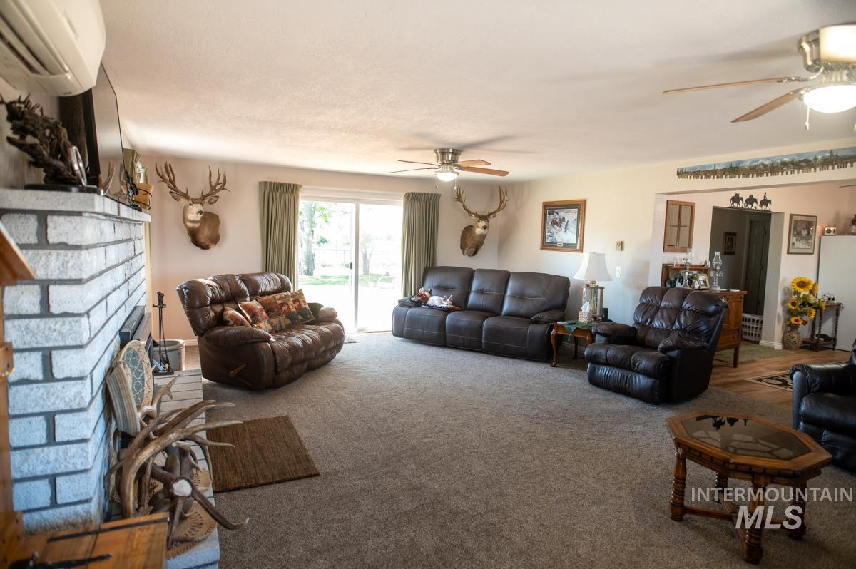 733 Pringle Rd., Weiser, Idaho 83672, 3 Bedrooms, 2 Bathrooms, Residential For Sale, Price $1,099,000,MLS 98972028