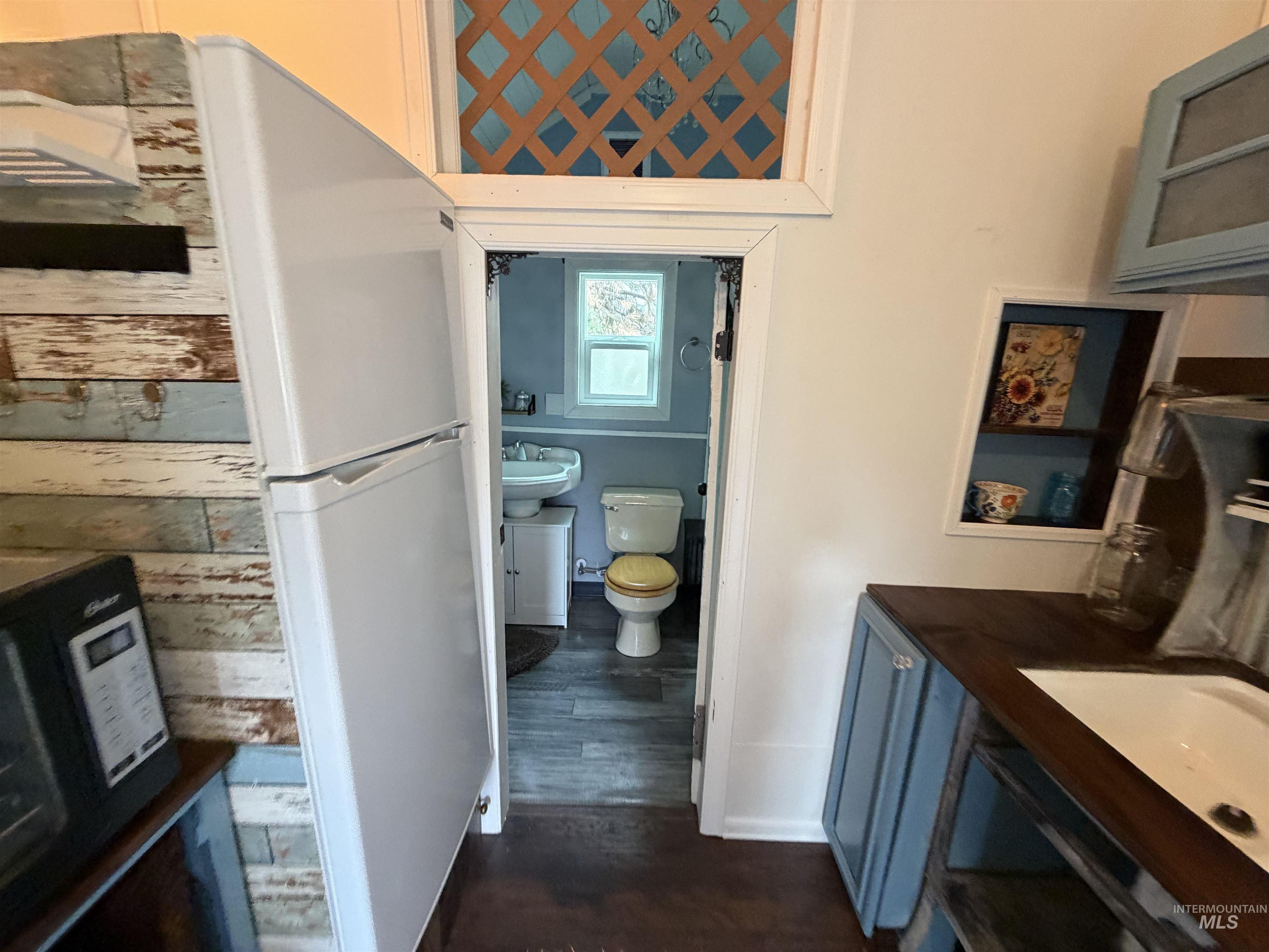 1751 N Polk Ext, Moscow, Idaho 83843, 1 Bedroom, 1 Bathroom, Residential For Sale, Price $39,500,MLS 98972029